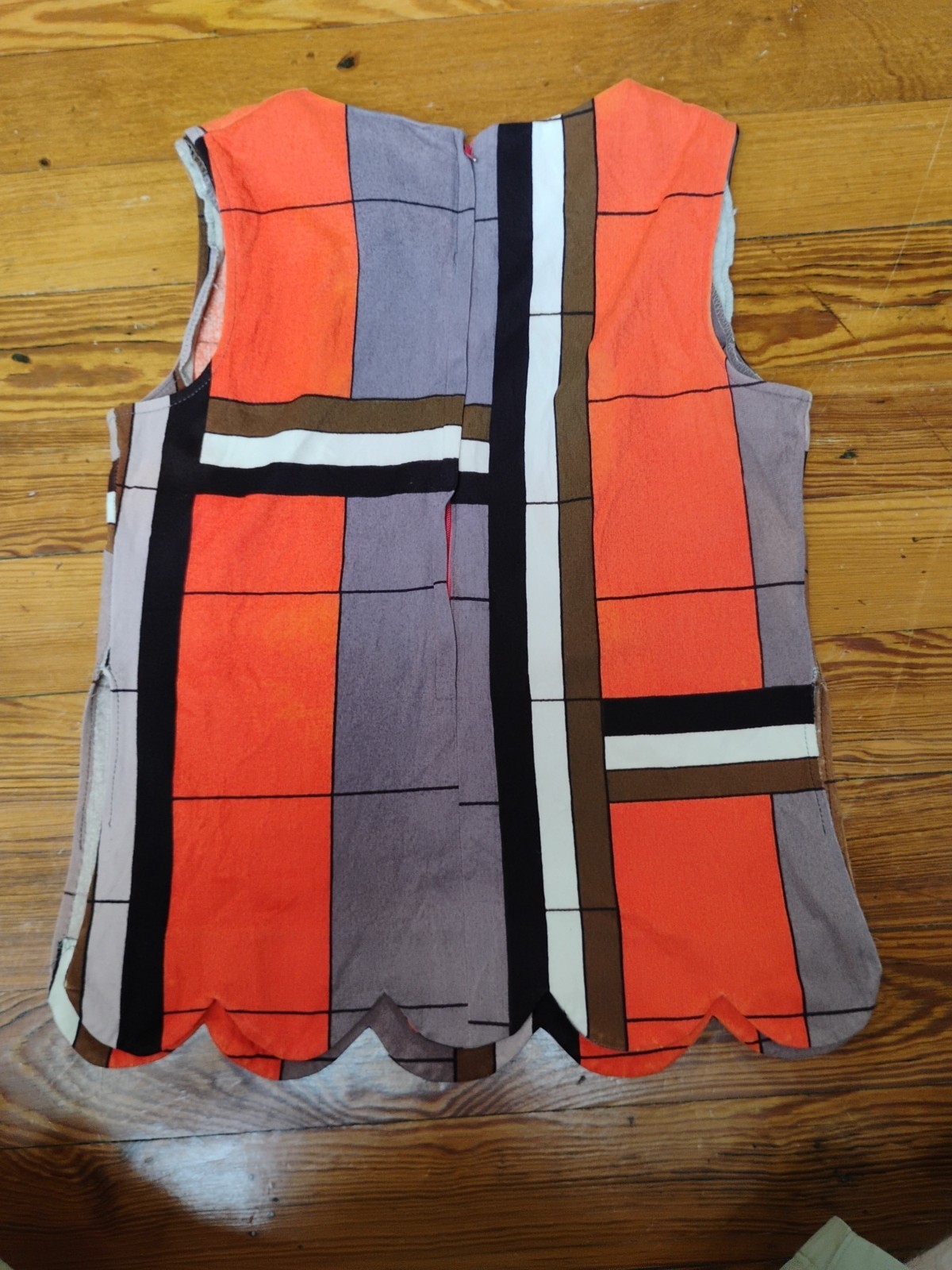 Vtg Loubella Extendable Sleeveless Top Blouse Mod Abstract Geometric Print Small