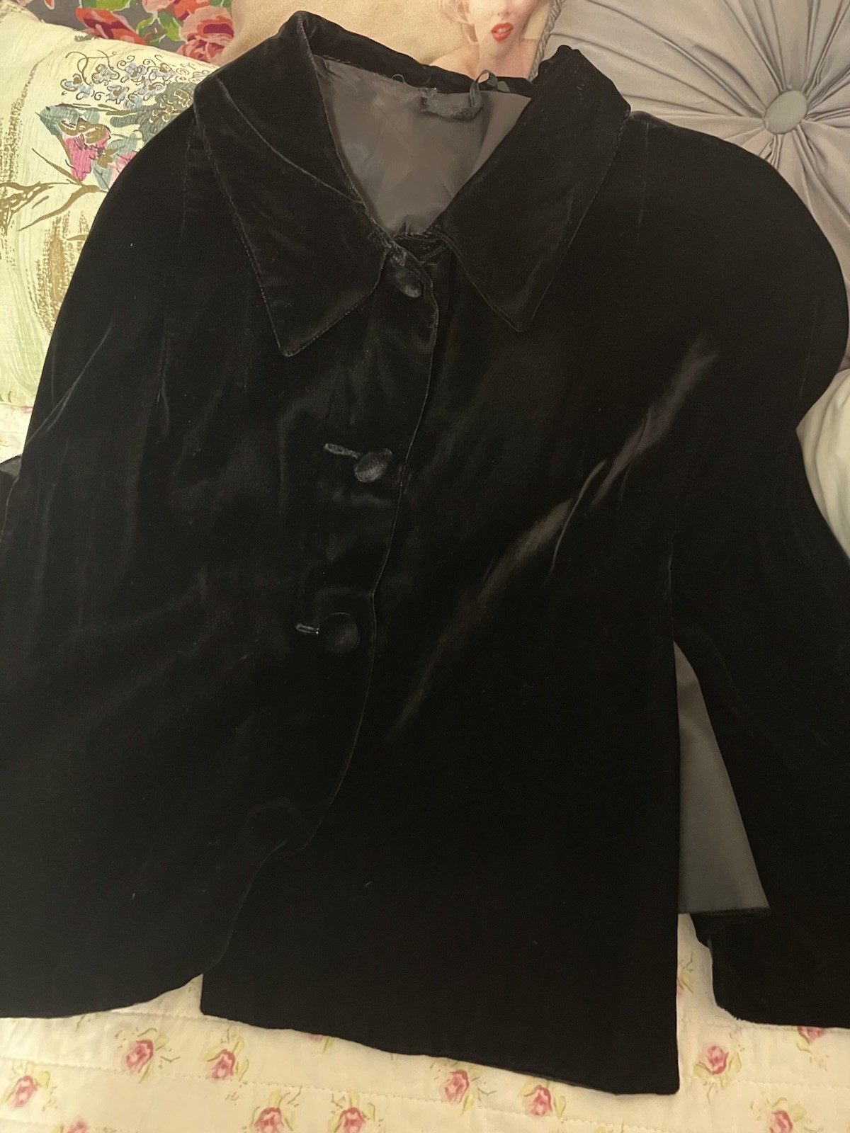 Vintage Black Silk Velvet Opera Cape Goth Witchey