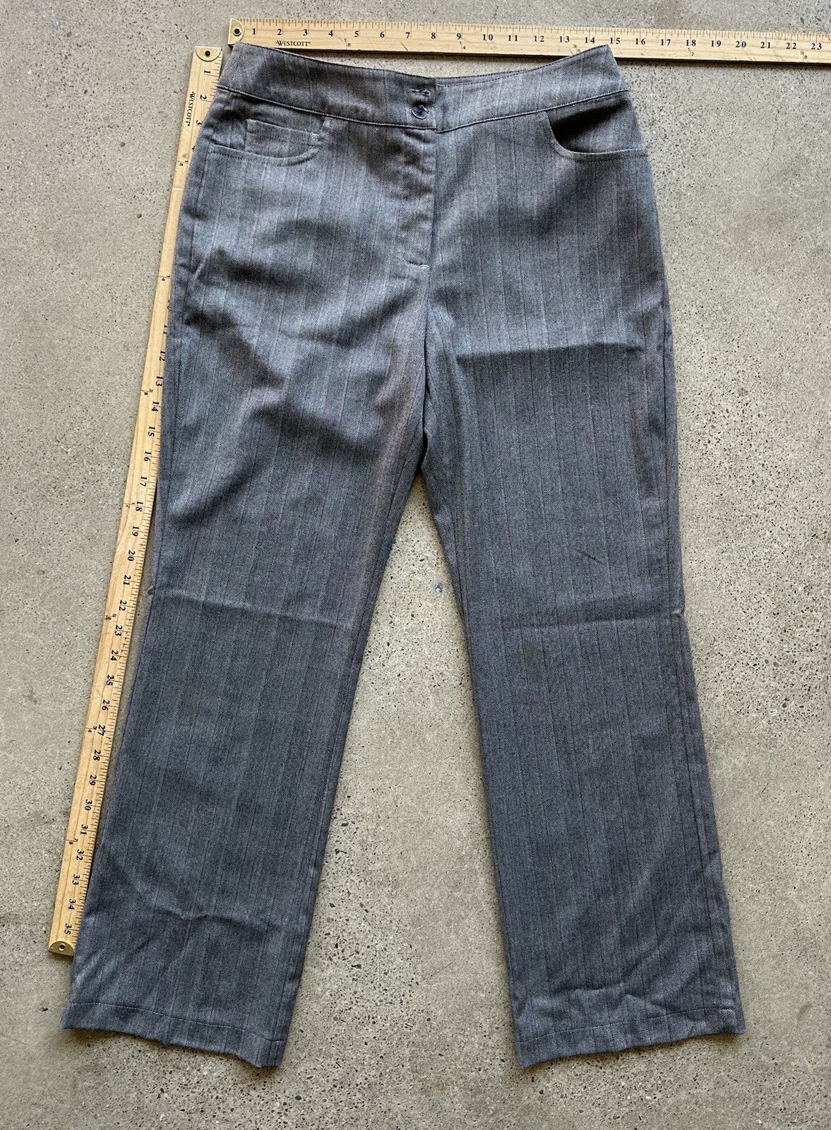 Vintage Chico’s Design Women’s Gray Striped Flat Front Stretch Dress Pants Sz 1