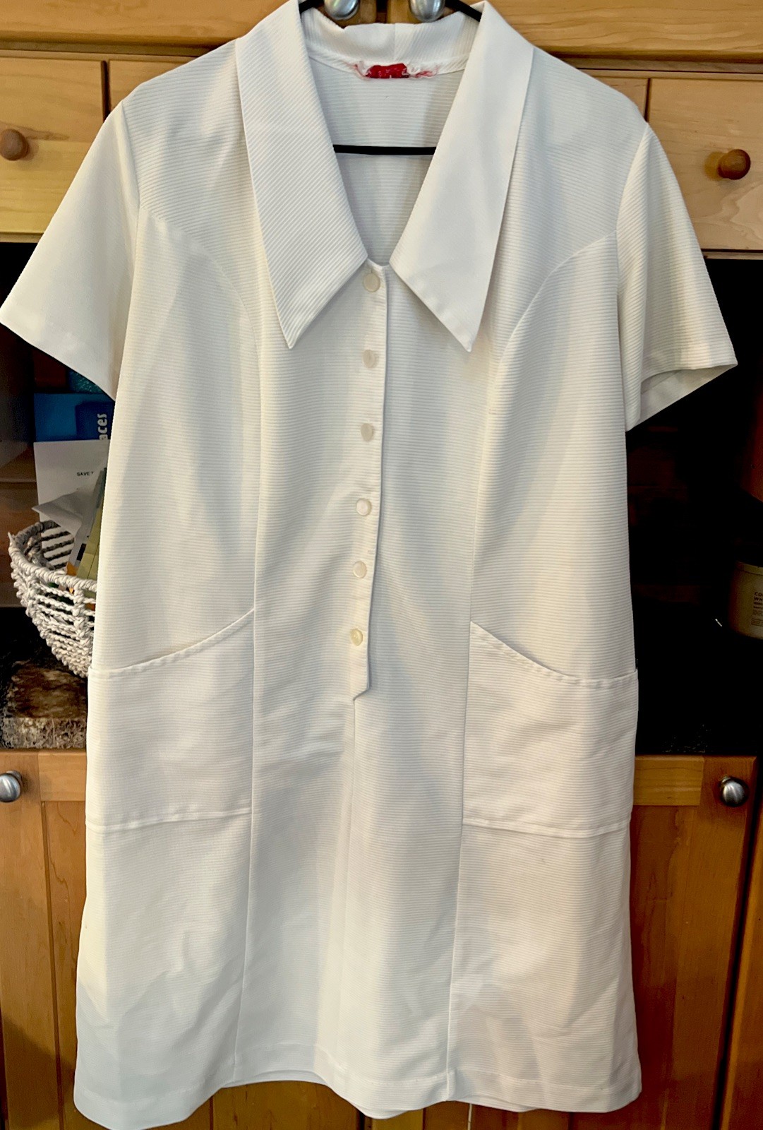 NURSE White 1/2 Button Dress 2xl Point Collar, Pockets Short Sleeves Ratched VTG