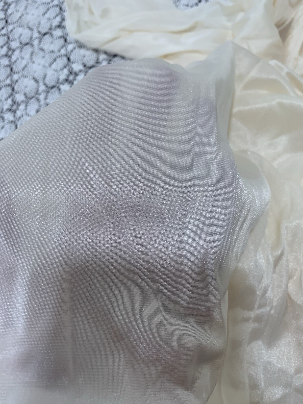 Vintage Movie Star Nightgown Womens M Pastel Cream Nylon Long Sleeves Lingerie