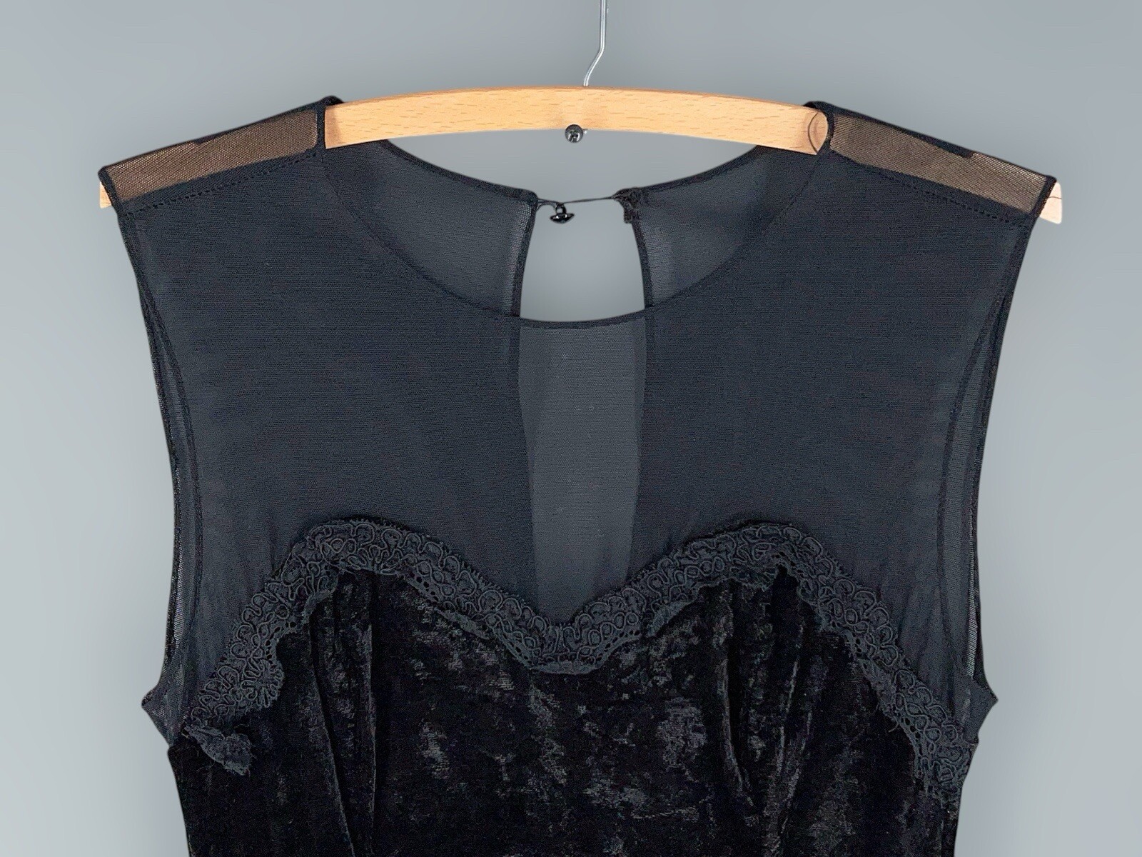 Vintage Black velvet Sheer Party Dress Size 8 GOTH Whimsigoth Grunge Moda Int’l