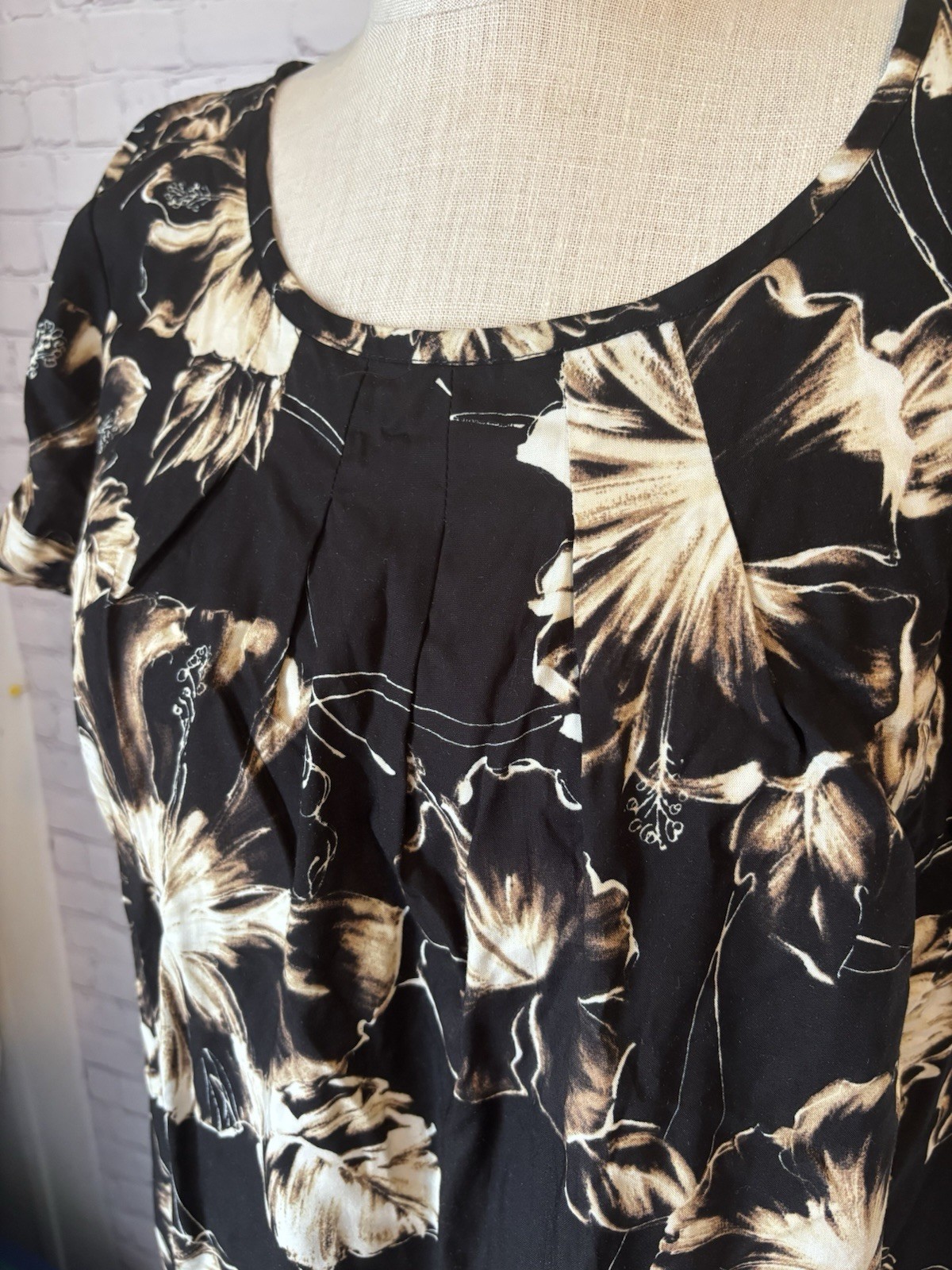 Vintage XS S Nani Of Hawaii Black Floral Dress Hibiscus Rayon NEW Beach Cruise
