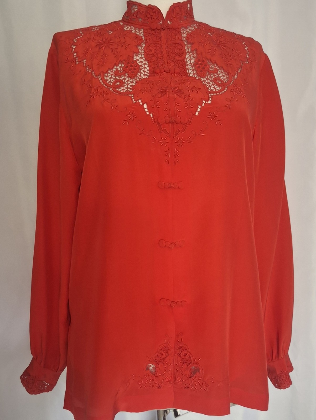 Vtg 60s Da Fu Gui Chinese 100% Silk Blouse Hand Embroidered Cut Work Red Sz 36