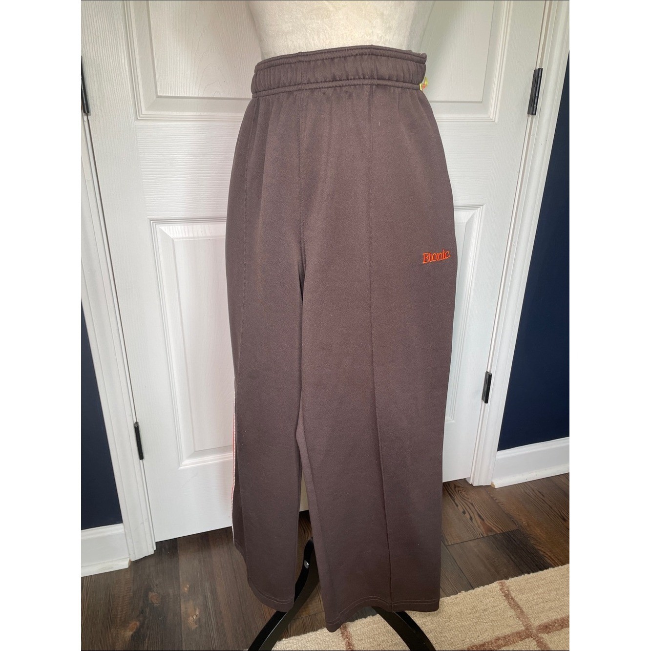 Vintage Etonic Dark Brown Wide-Leg Sweatpants Orange Logo Orange White Stripe M