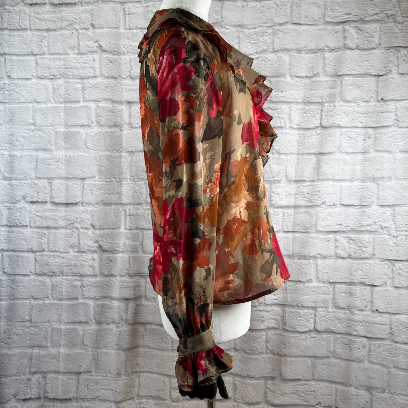 Vtg Capriccio Sheer Silk Floral Blouse Women’s 8 Medium Ruffled Shirt