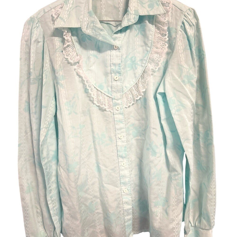 EUC Vintage Western Lace-Trim Button-Down Shirt in Light Aqua Med