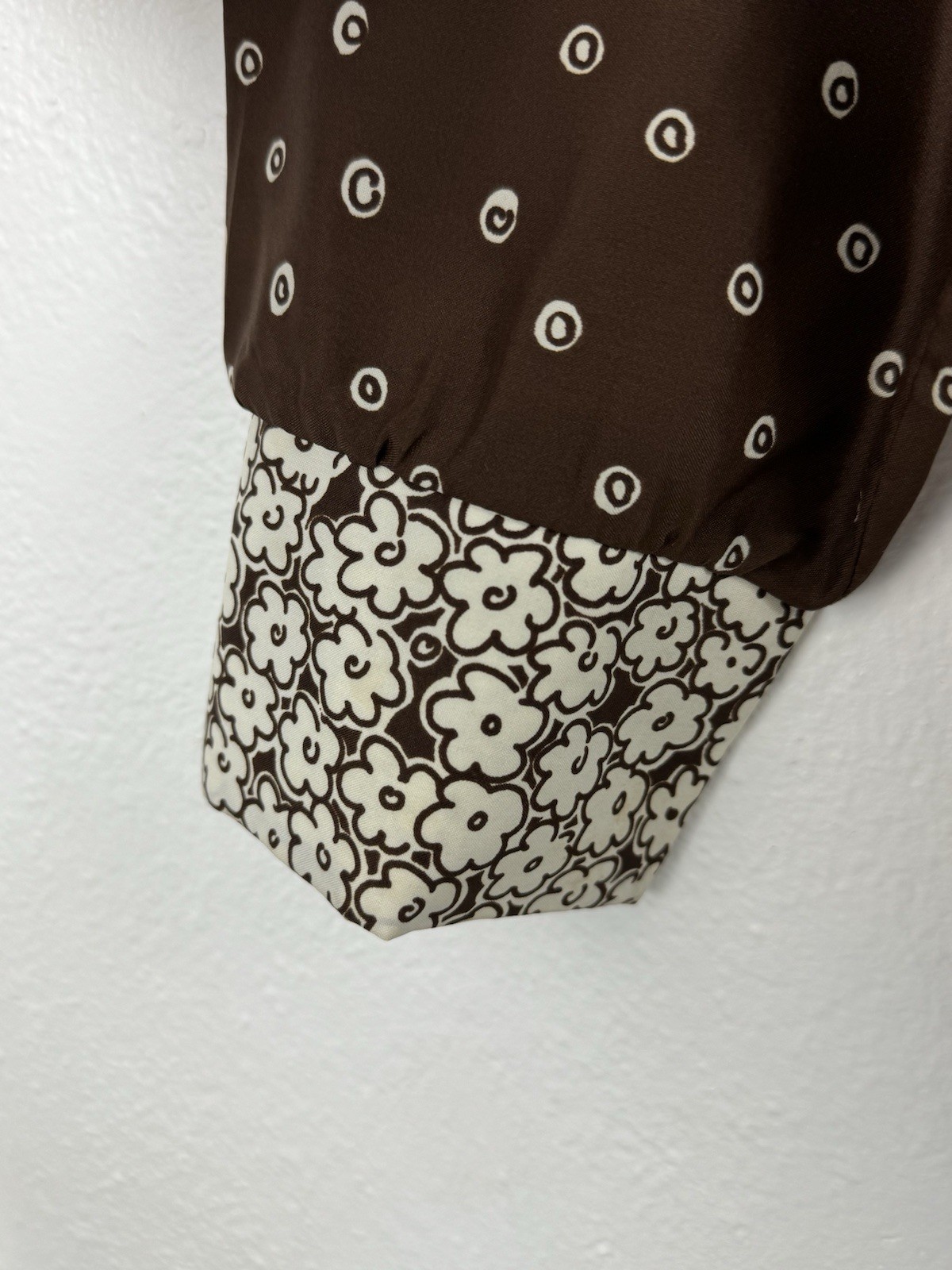 Vintage 1970s Blousemaker Lady Arrow Brown Floral Button Up Shirt