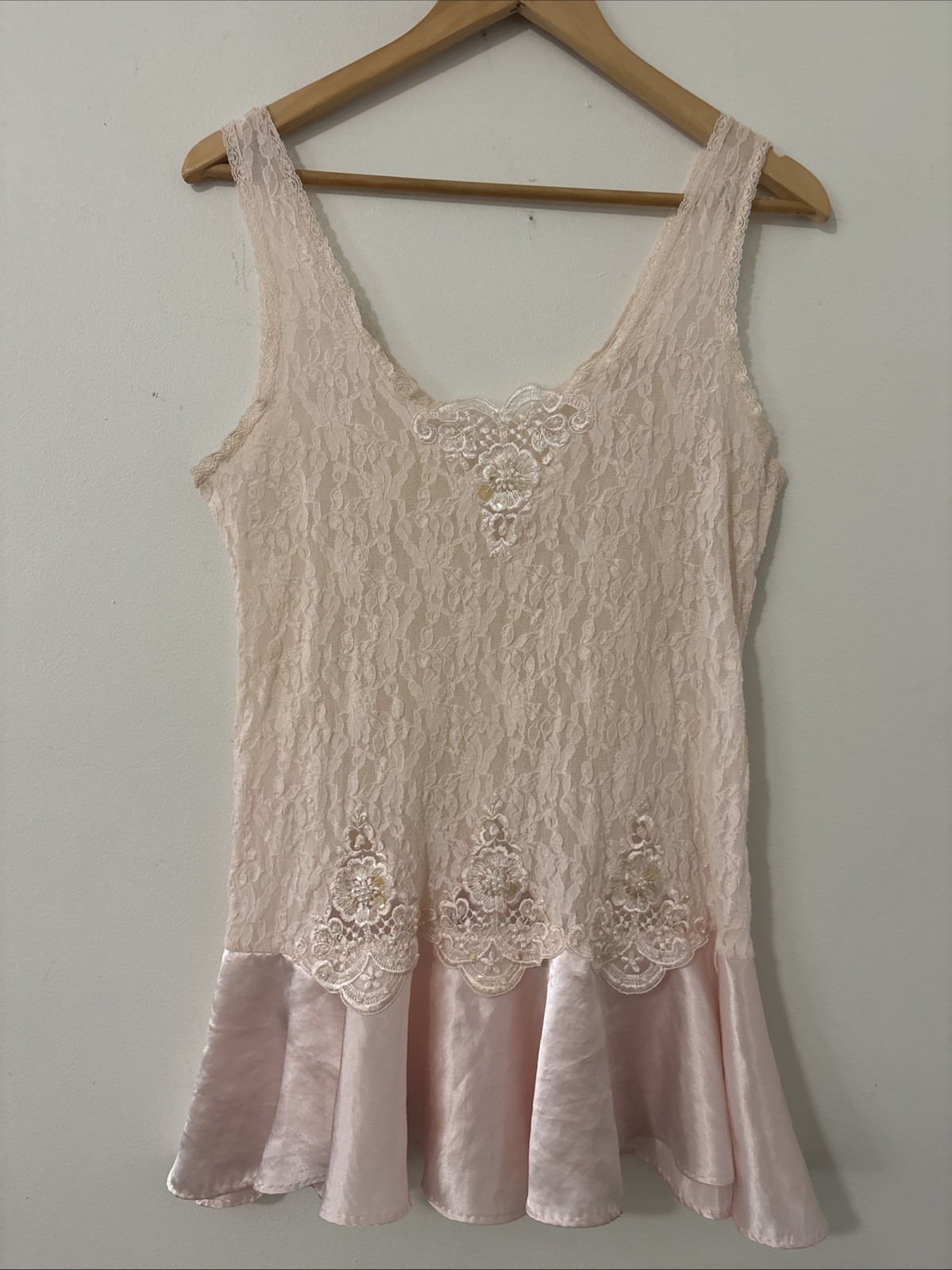 Vintage Cinema Etoile Pink Nylon Floral Beaded Chemis Medium Whimsy Dainty