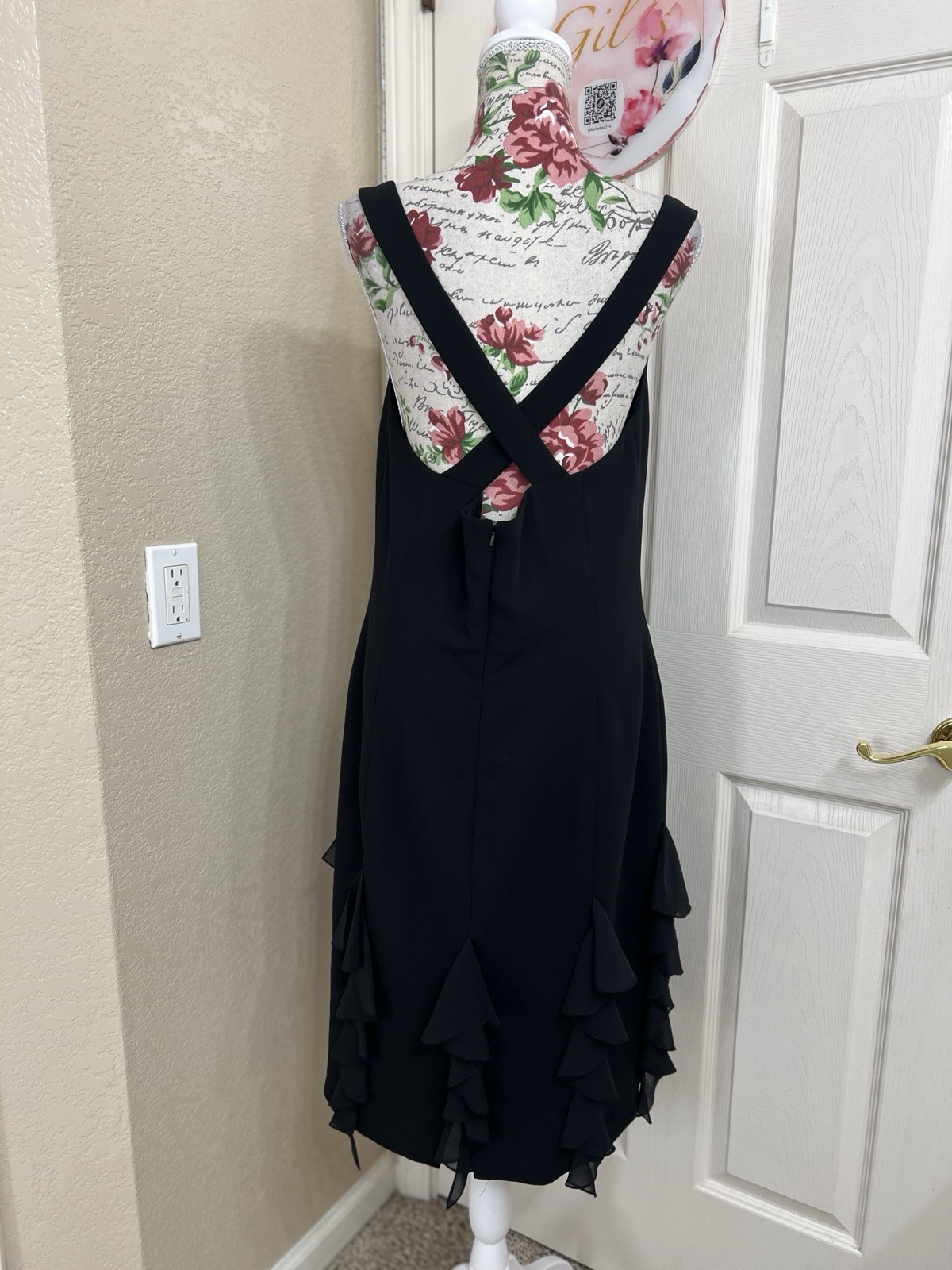 Donna Morgan Y2K 90’s Black Sleeveless Midi Dress with Tiered Ruffles Size 14