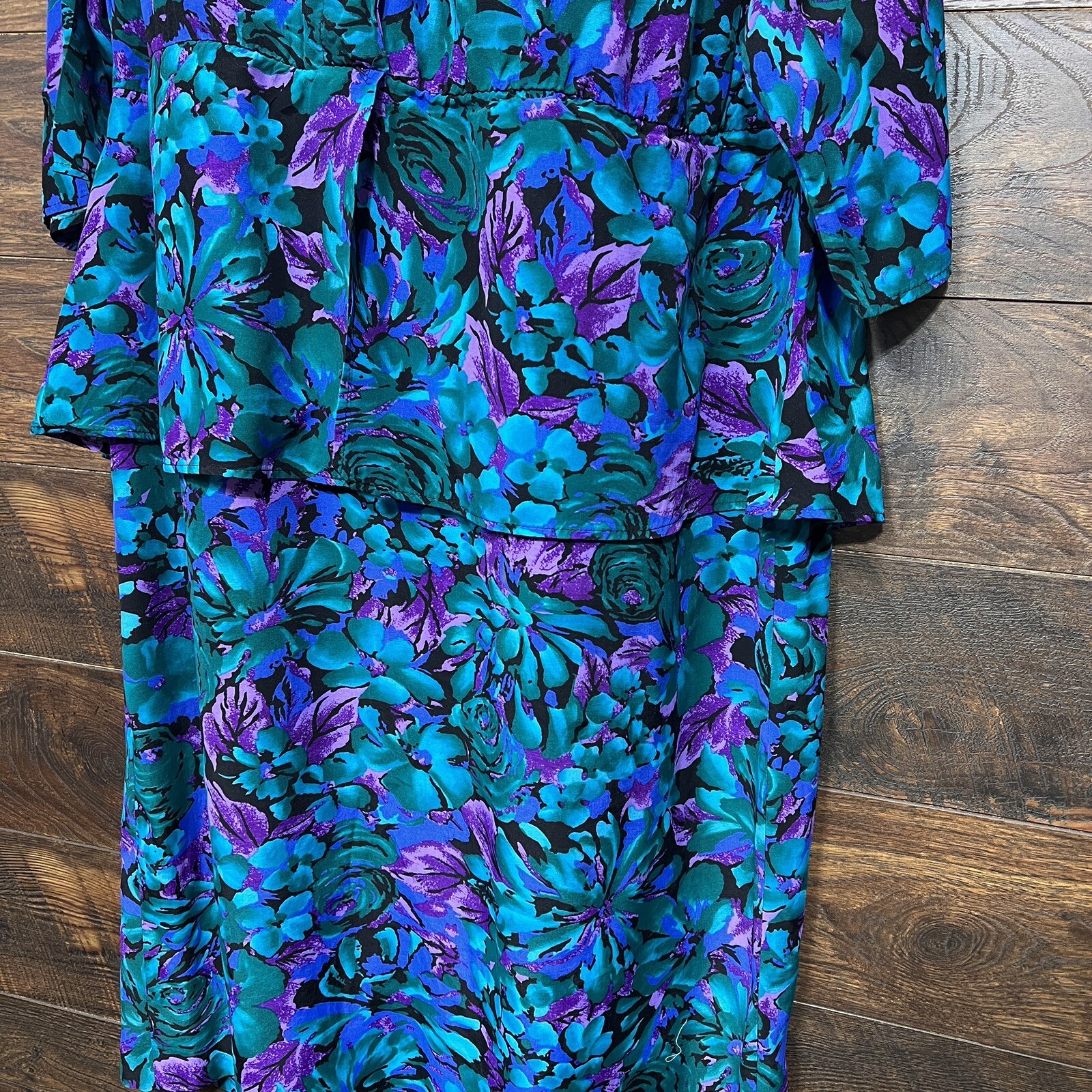 Sally III Vgt Dress 1980 Size 24 Black Teal Purple Floral Rayon Button Front