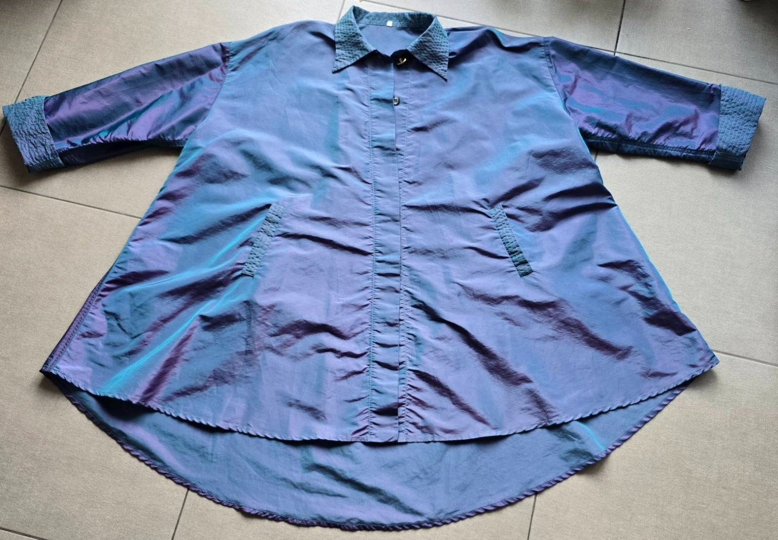 Vintage 70s Nylon Women Oversized Chameleon Cape Size 2 (M-L-XL-2XL)Made ITALY