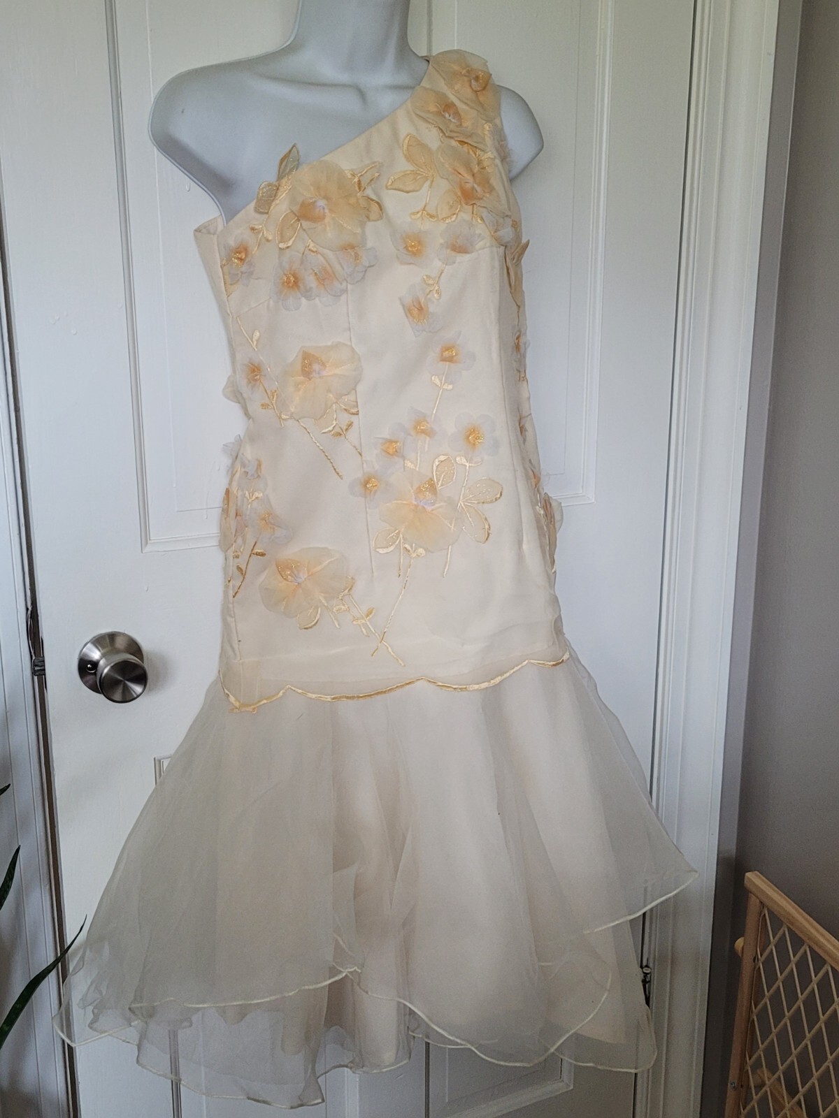 Vintage 80s Women’s One Shoulder Formal Dress Unsized
