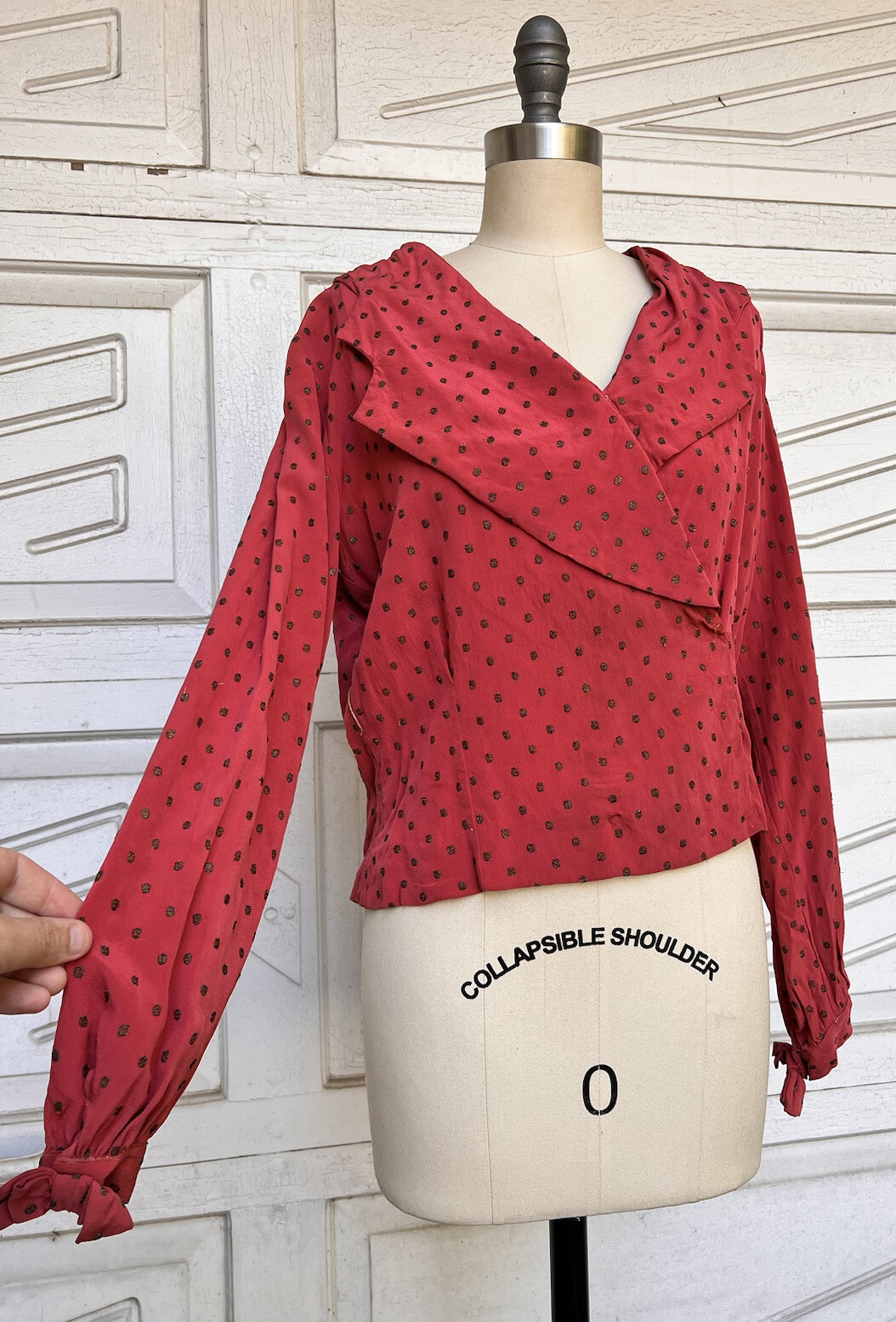 Vintage 1930s 40s Raspberry Silk Blouse Shirt Gold Metallic Dot Embroidery Bows