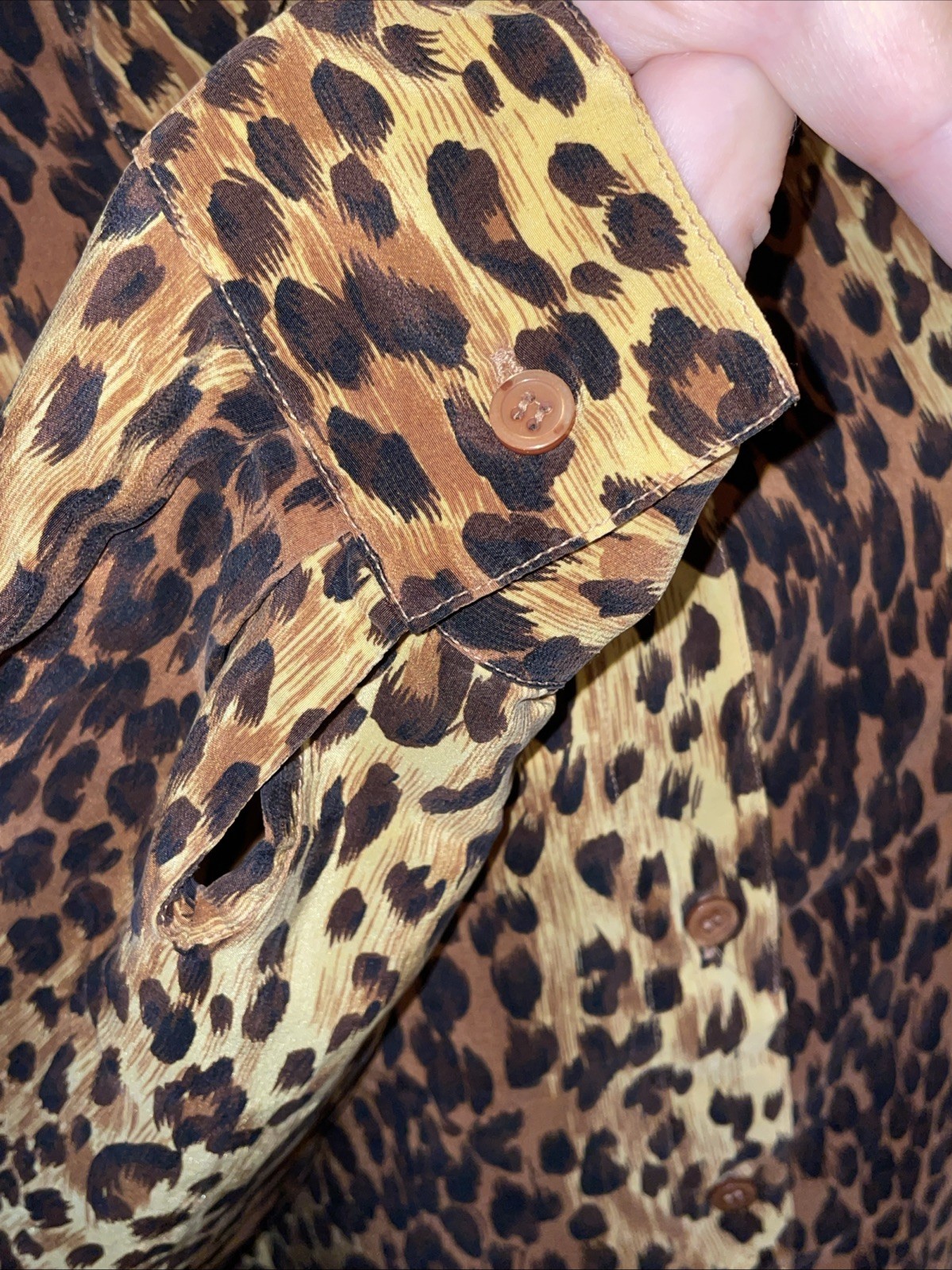 Vintage Leopard Print Blouse Size Large? Feels Like Silk