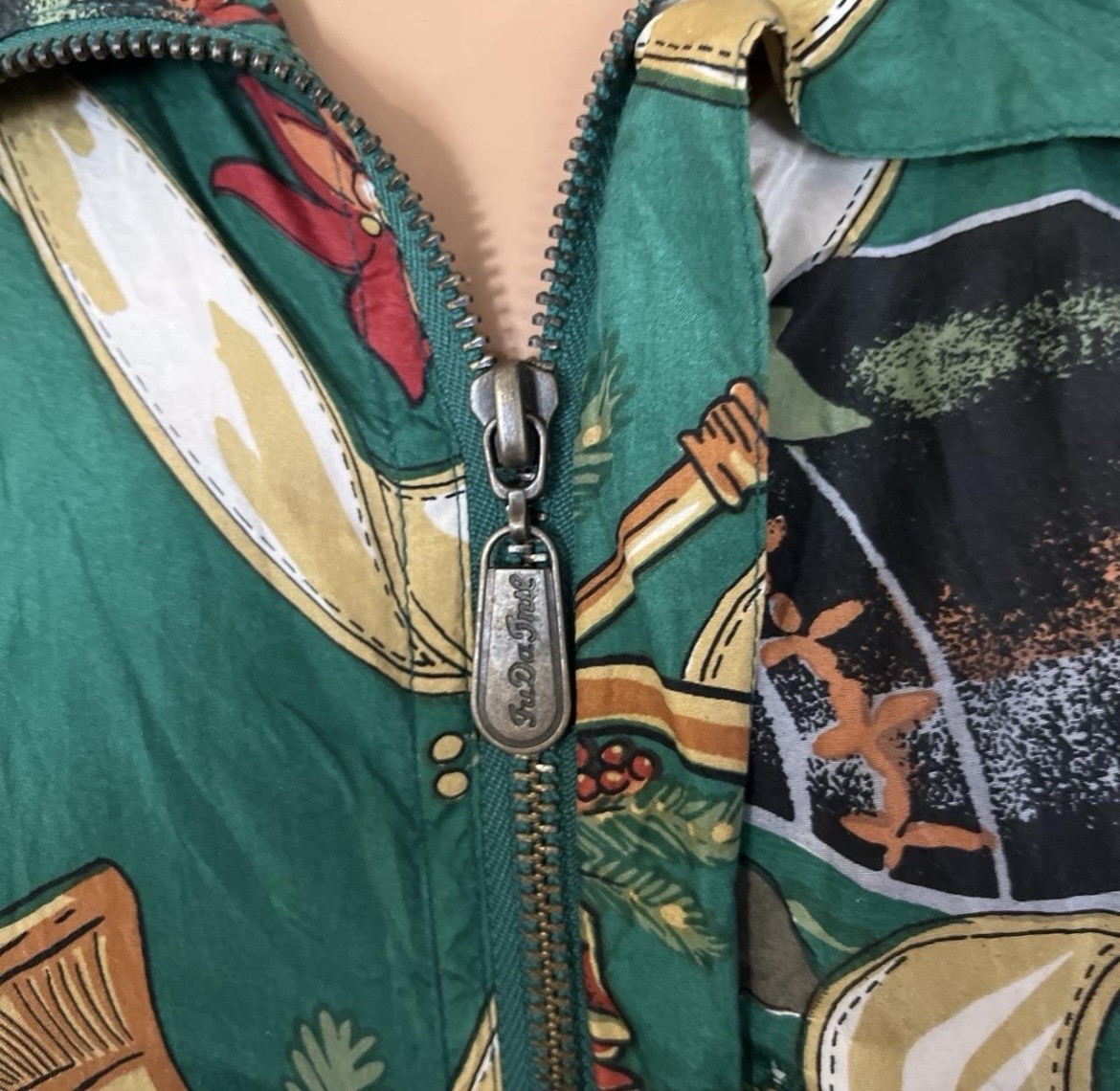 VINTAGE 90s FUDA INTERNATIONAL SILK CHRISTMAS JACKET