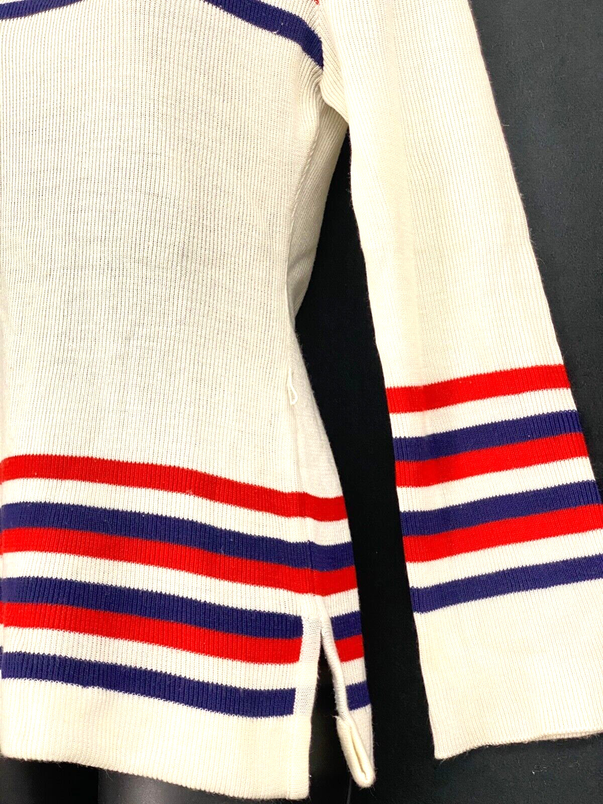 Vintage 1970s white sweater, red blue stripes bell long sleeves boho acrylic S