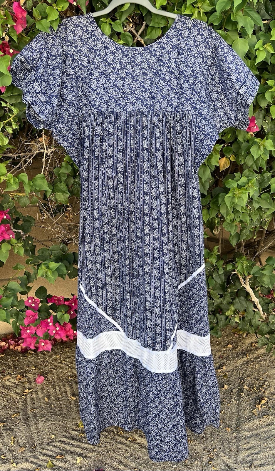 Carol Bennett Liberty House Hawaii Dress M Blue Floral Prairie Muu Muu Vintage
