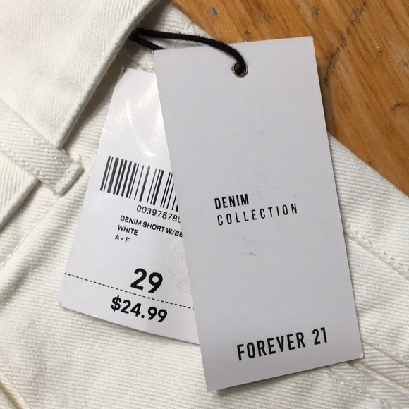 Forever 21 Summer Chic White Paperbag Denim Shorts Belted Pleated Front NWT