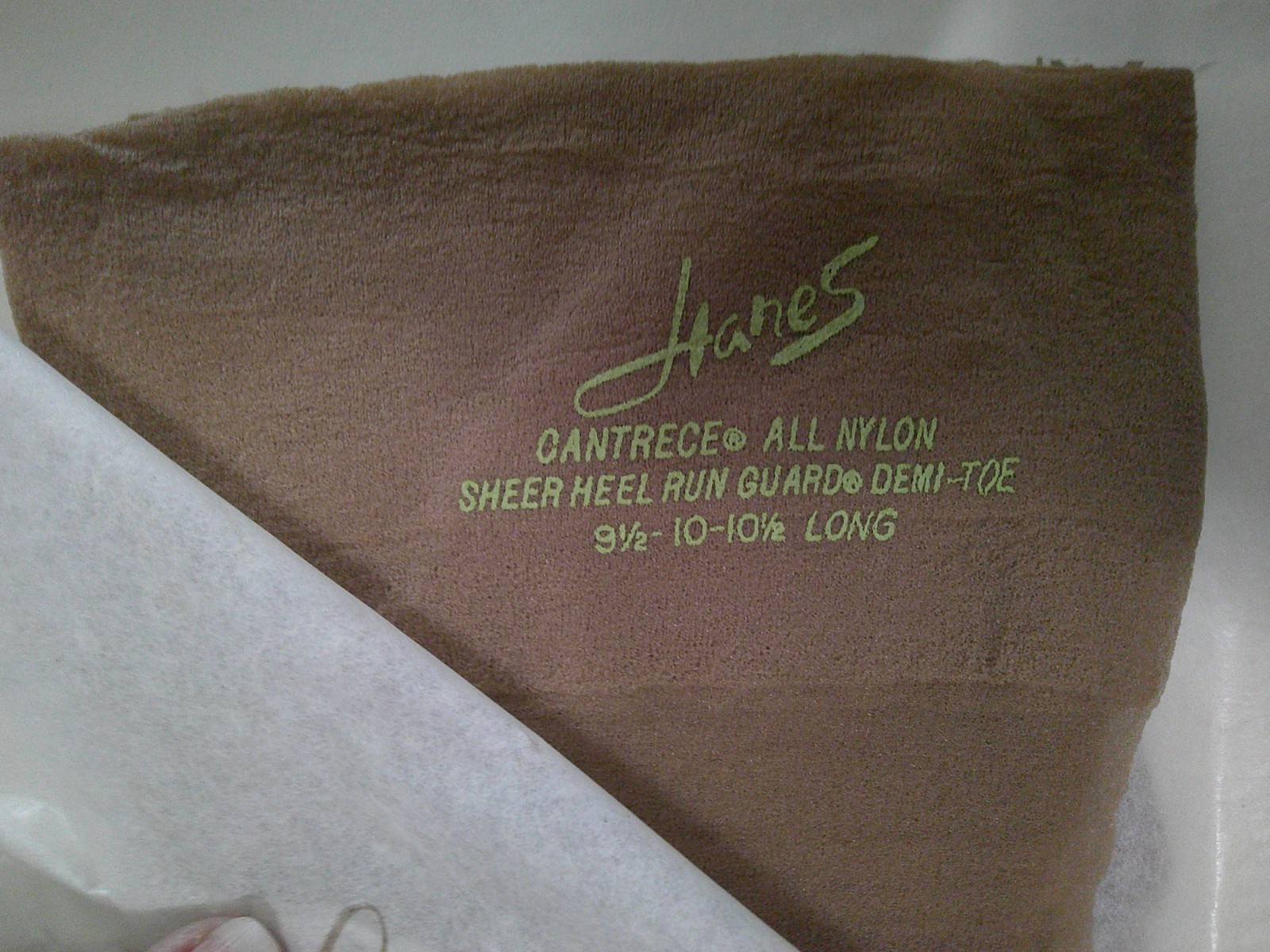 Vintage Nylon Stockings Hanes Little Color 9 1/2 10 10 1/2 LONG Lot of 3 Pair