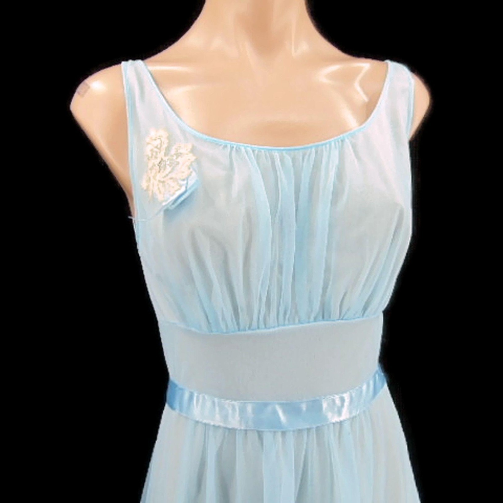 Vanity Fair Vintage 50s Blue Nightgown Size 32 Ribbon Trim Double Nylon Lace