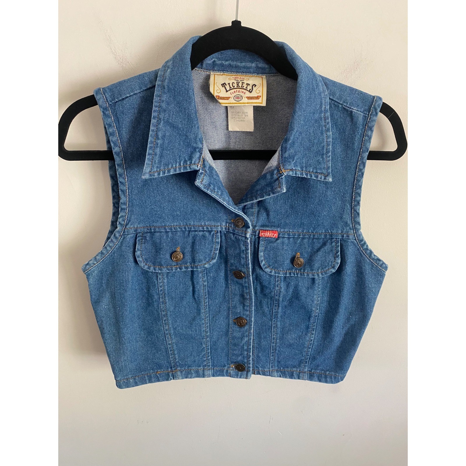Tickets Clothing Vintage Denim Cropped Vest Blue Womens Size 5/6 Made in USA