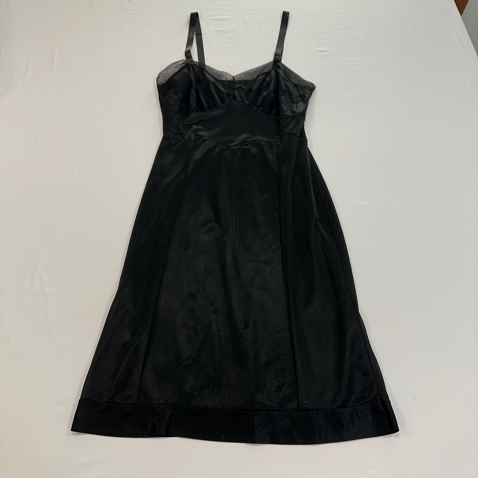 Vintage ILGWU Mesh Bodice Full Slip Women 32M Black Floral Embroidery | Coquette