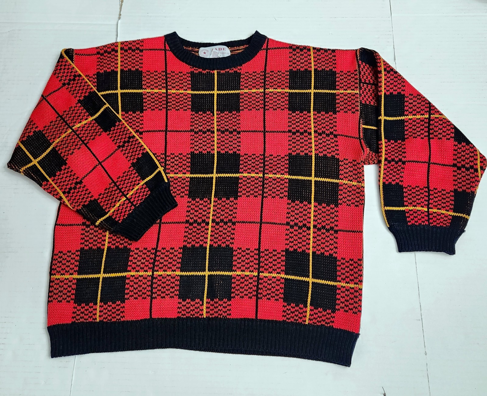 Vintage 80’s/90’s JADE Red/Black Plaid Wallace Clan Tartan Womens Sweater Large