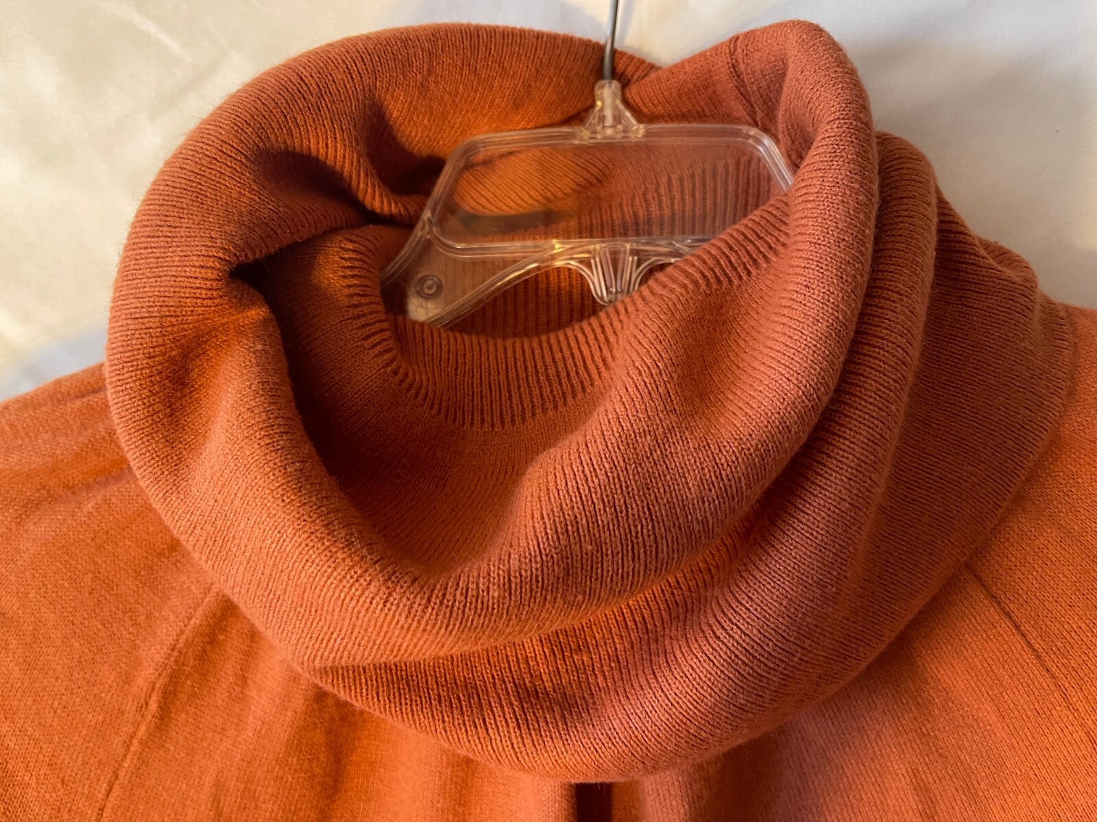 VINTAGE SOCIETY TURTLENECK ACRYLIC SWEATER, Terracotta, M 38″ Bust, EUC