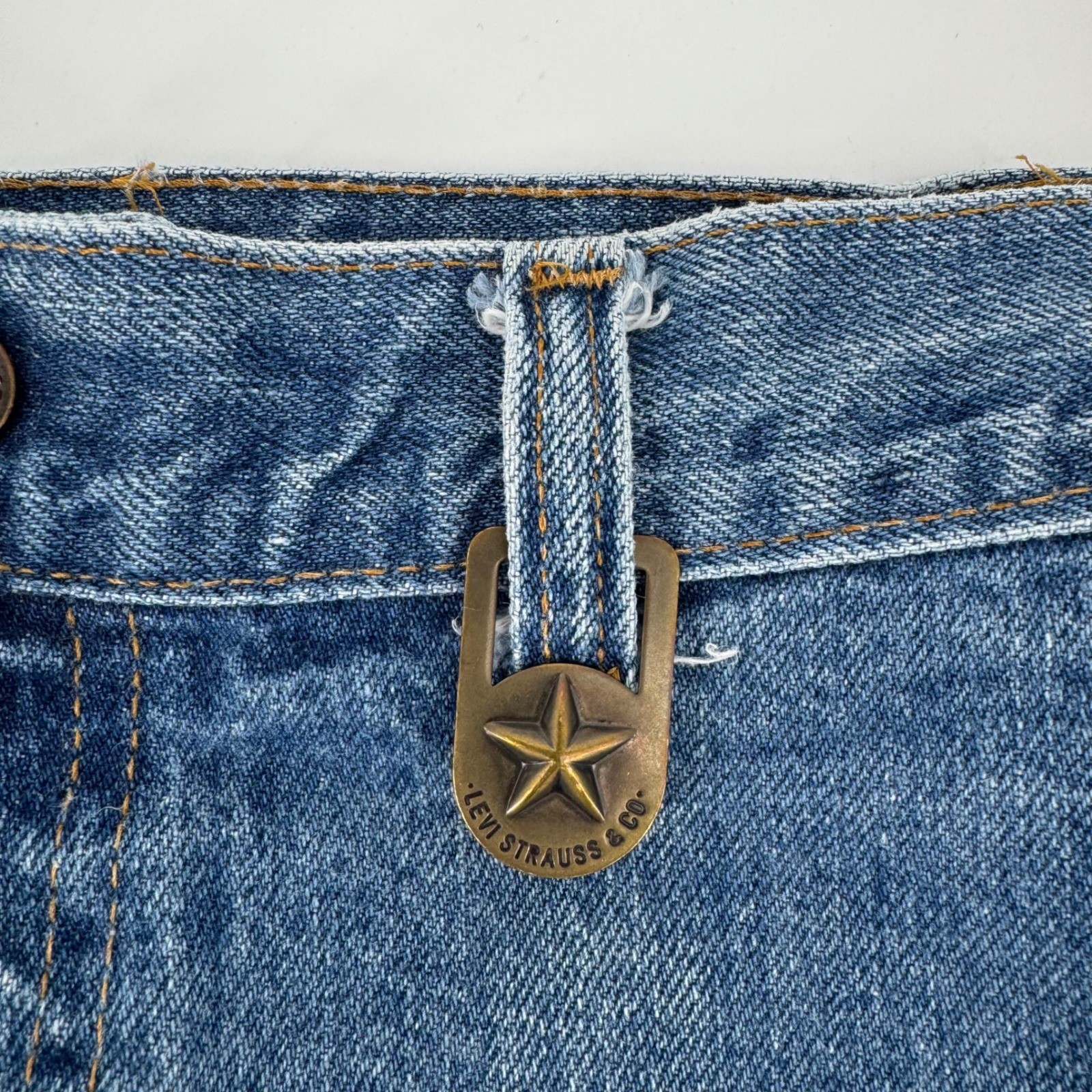 Vintage Levis Orange Tab High Waisted Straight Leg Jeans Medium Wash Blue 28×34