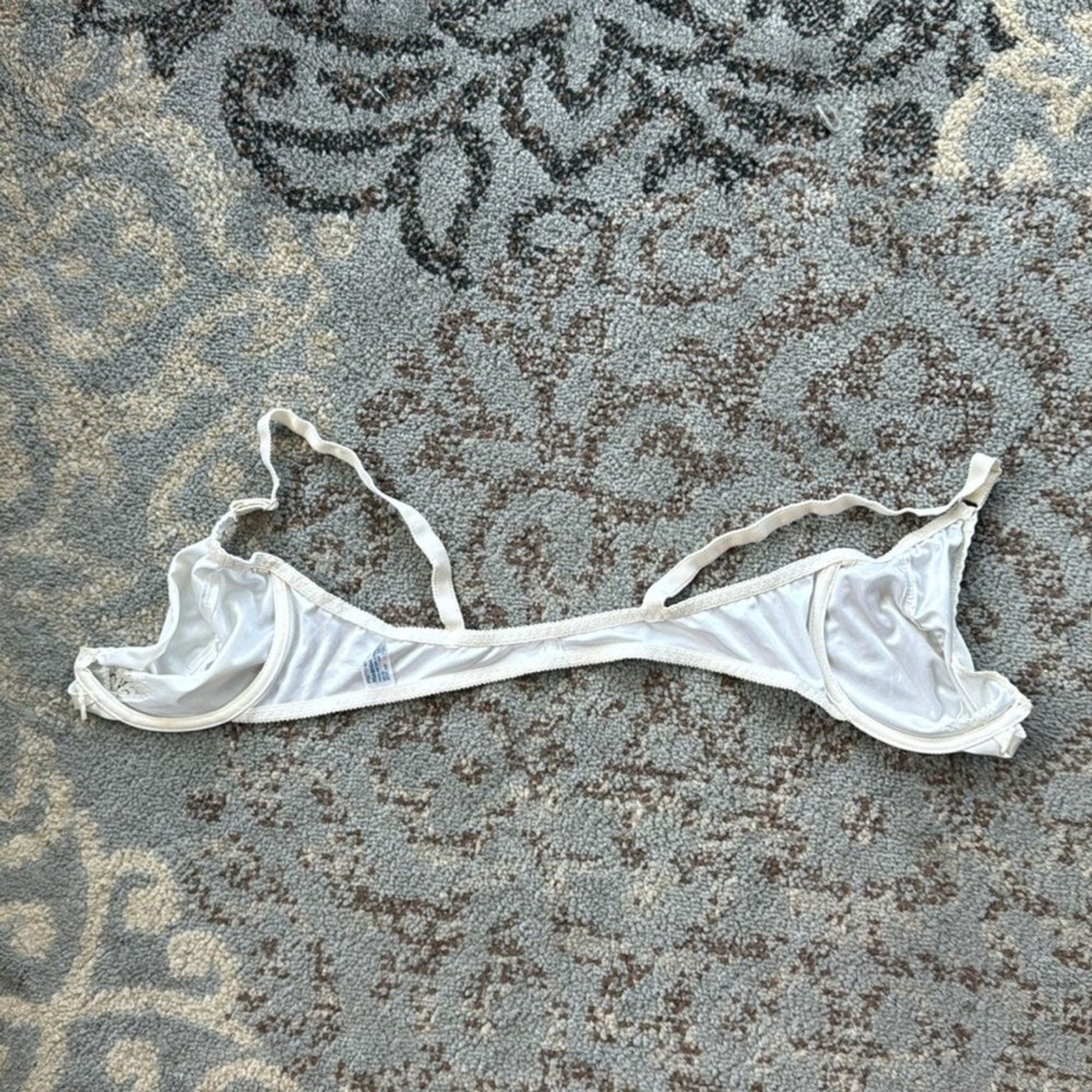 Vintage Maidenform Pretty Me Front Closure Underwire Bra White 34C