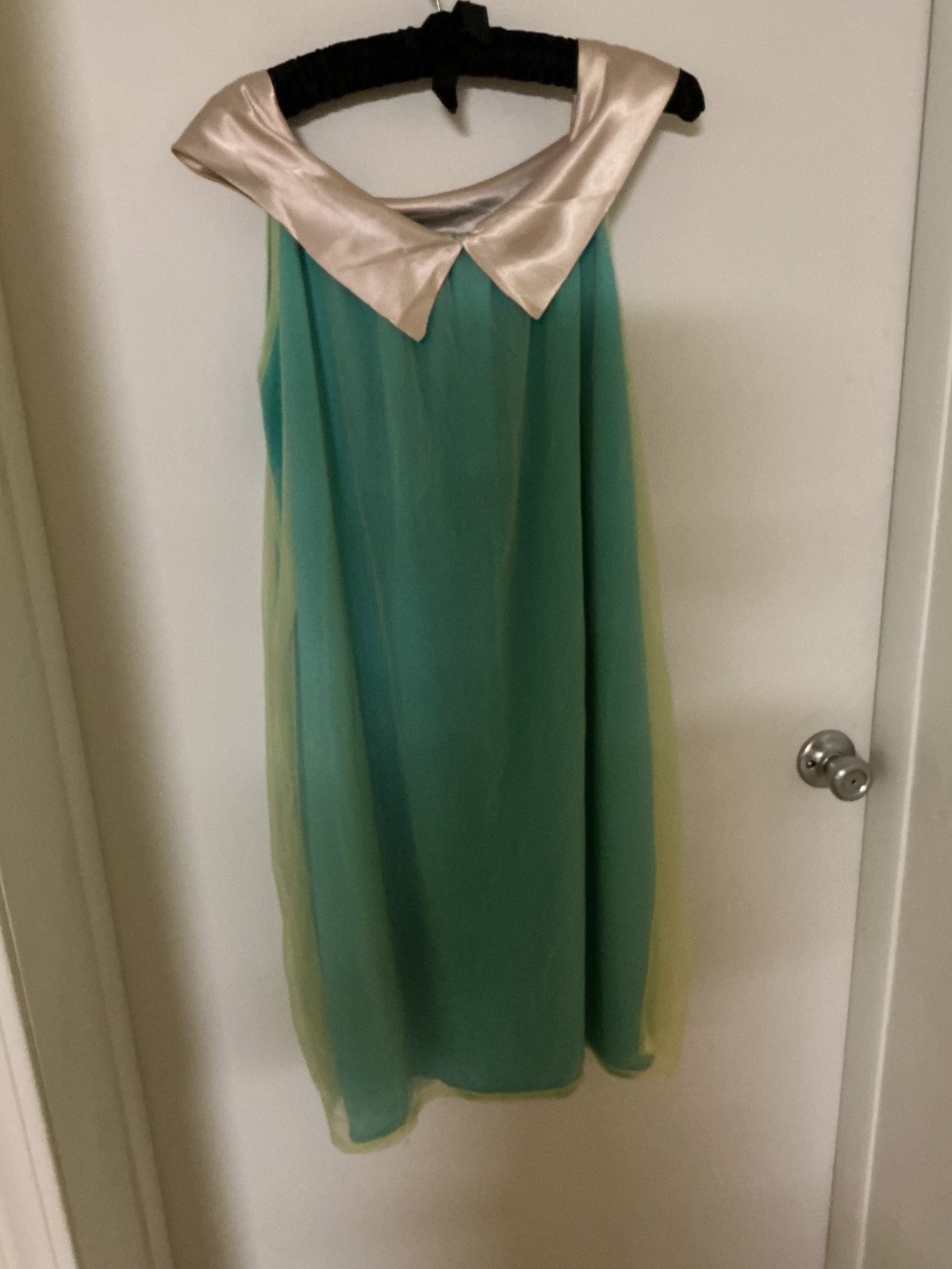 VINTAGE JOAN STARR 2 LAYER NYLON NIGHTGOWN AQUA COLOR SATIN COLLAR SZ. L