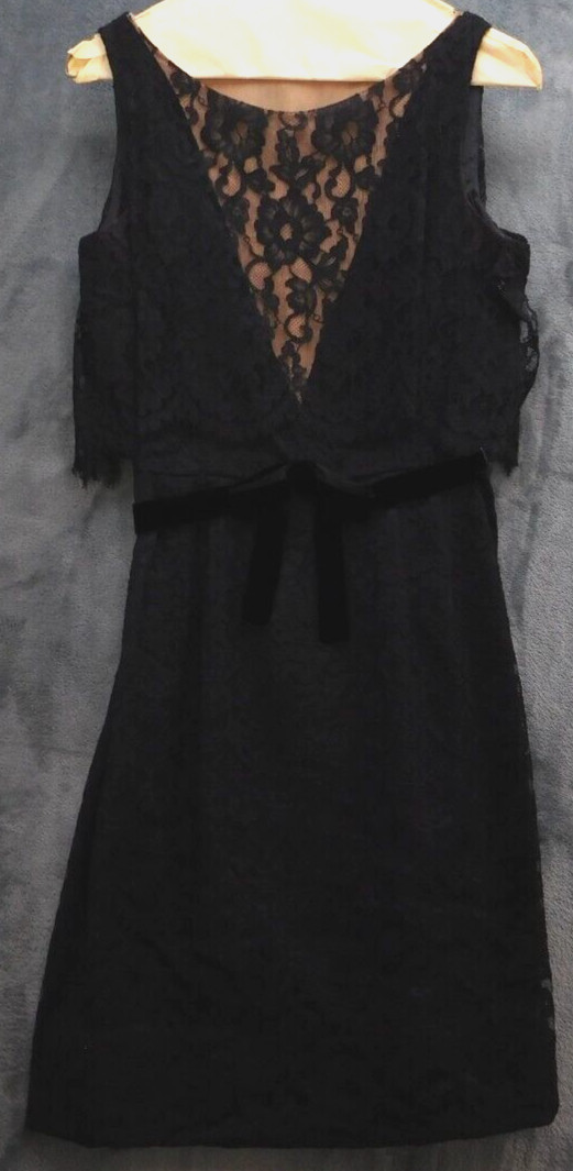 1960’s black Chiffon Dress w Lace Bodice & Chiffon Cape Collar Sm