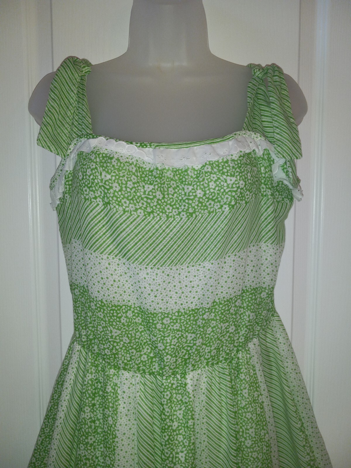 Vintage 70s Kenny Classics Green Floral Prairie Sundress Hippie Cottagecore L