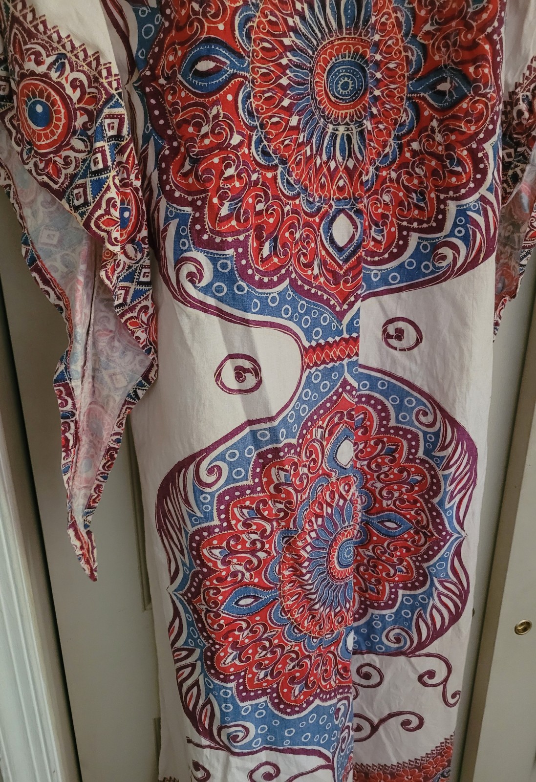 1960s Handsewn White Kaftan Mumu Flowy Sleeve Detail Hippy Mrs. Roper Cotton
