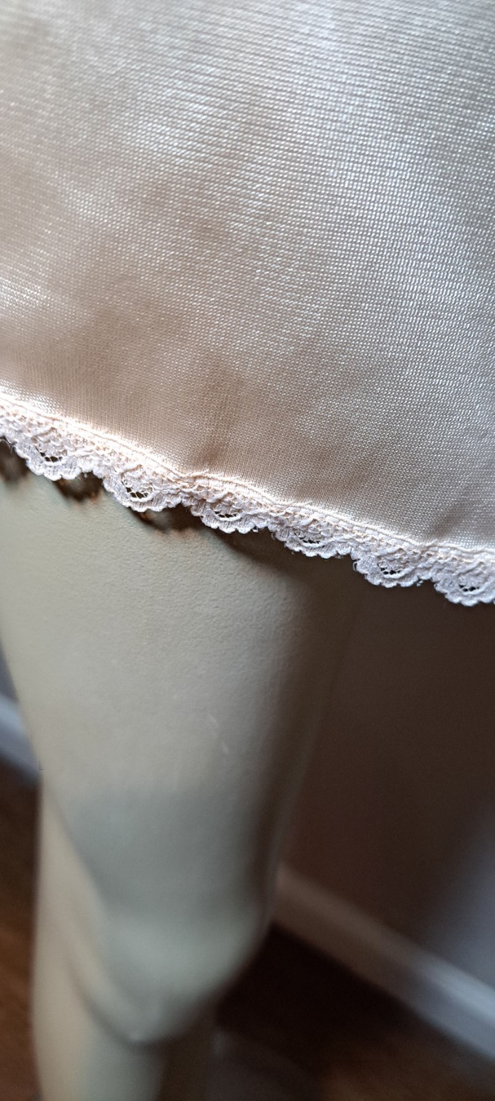 Vtg Shiny Nylon Light Beige Mini Half Slip S Xs Tiny Hem