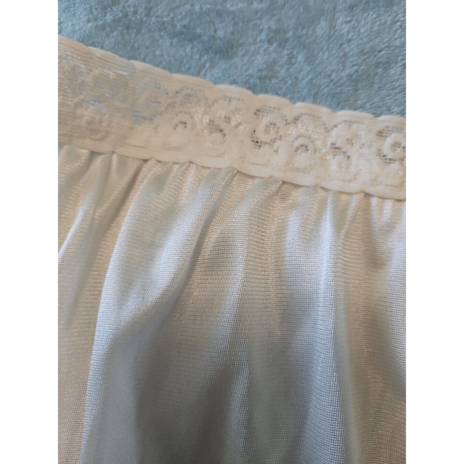 NOS NEW Vintage CAROLE Size 11 Lace Trim Beige Nylon Hi Cut Granny Panties