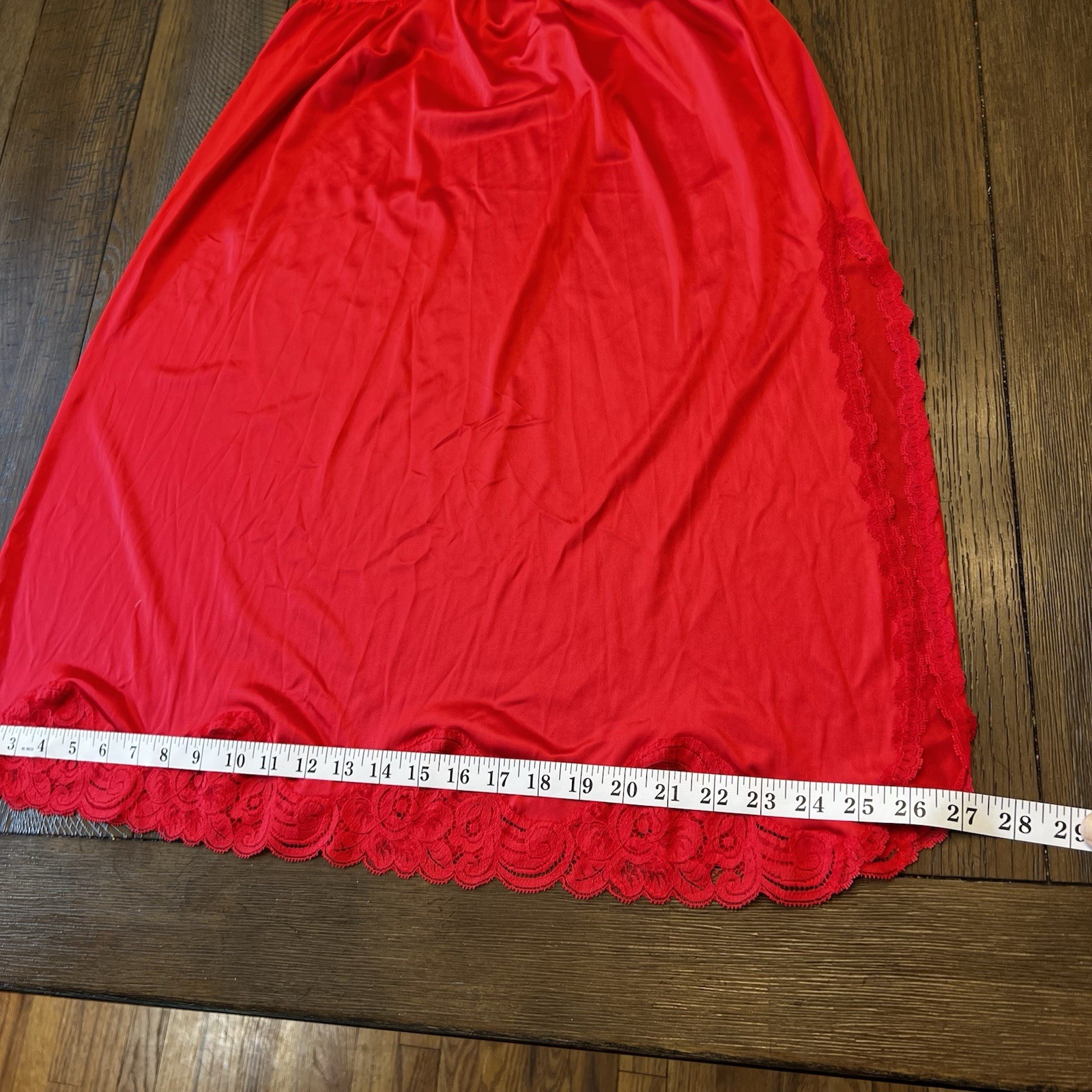 Vintage Vanity Fair L 28” Red Half Slip Antron III Nylon Lace Trim Side Slit USA