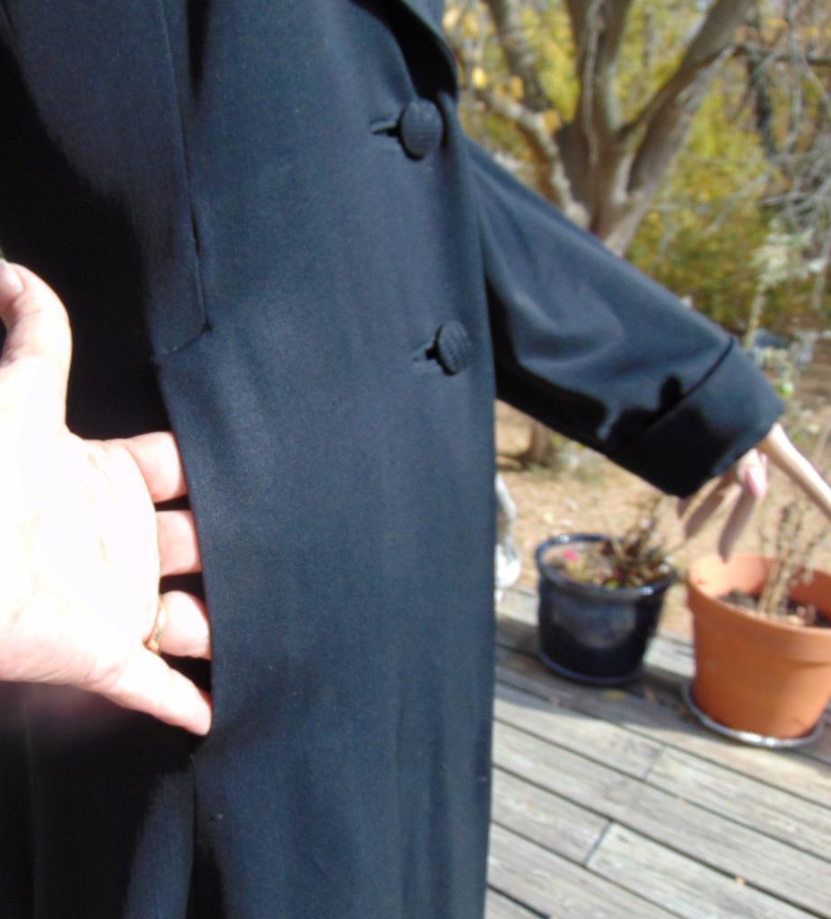 VTG 40s Forstmann Black Gabardine Belted Back Fitted Coat 34W