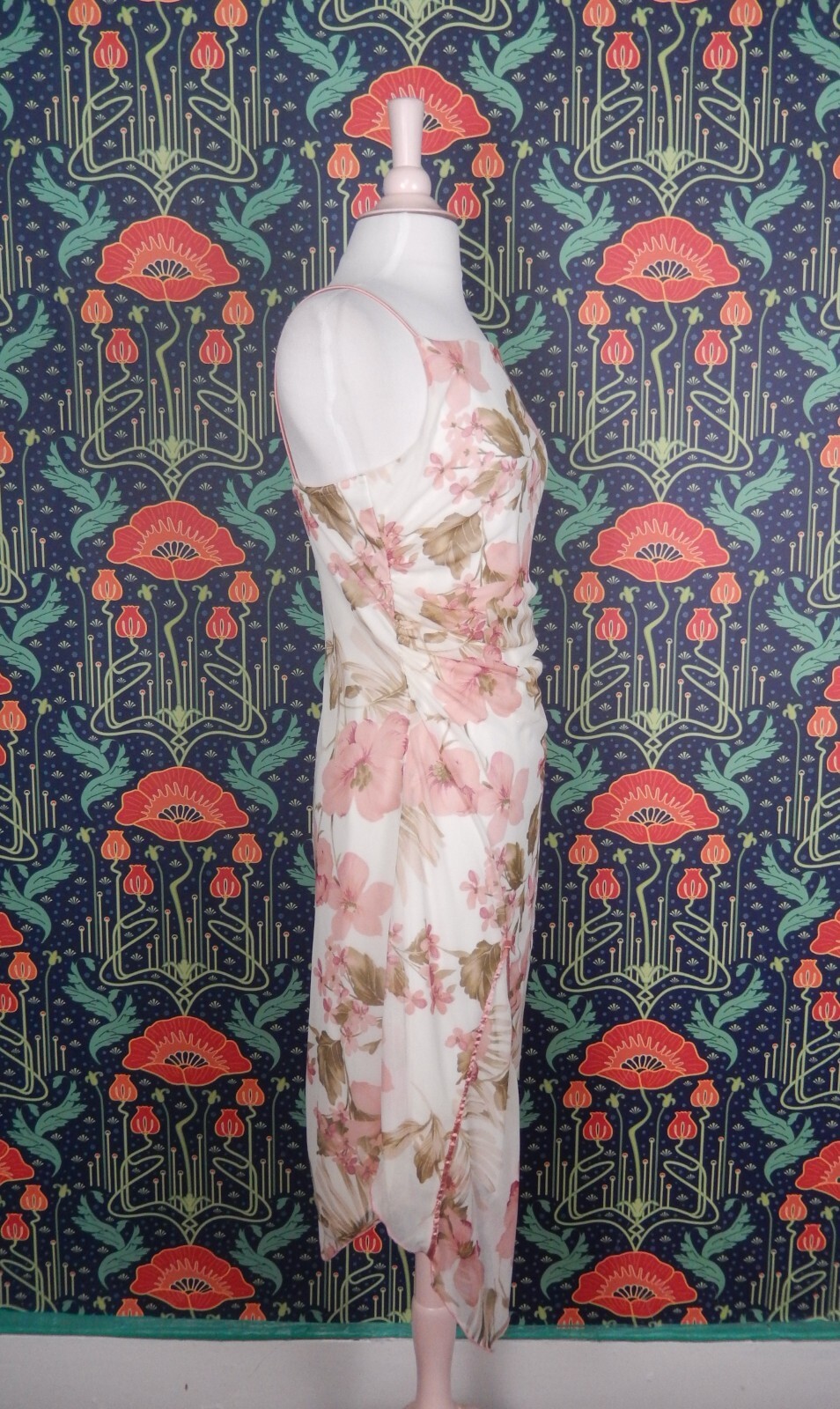 Vintage 90’s Y2K Ivory Pink Floral Asymmetrical Romantic Pointy Hem Slip Dress