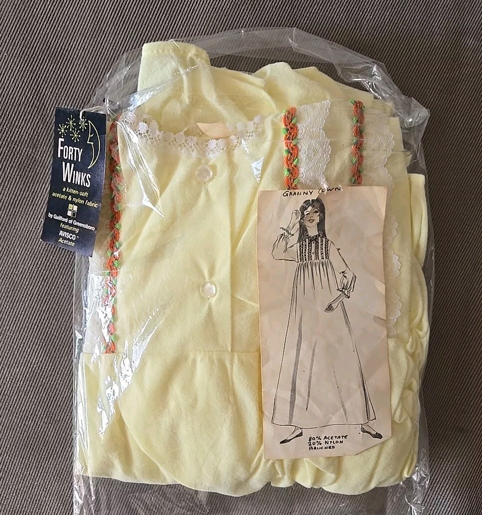 Vintage Granny Gown Nightgown By Forty Winks Yellow Lace Sz M NWT