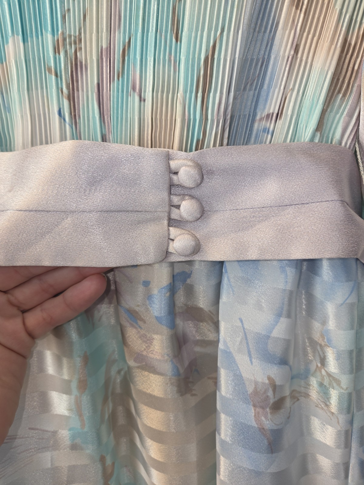 Vintage 80’s Marinette Watercolor Pastel Micro Pleat Midi Dress Secretary. 4