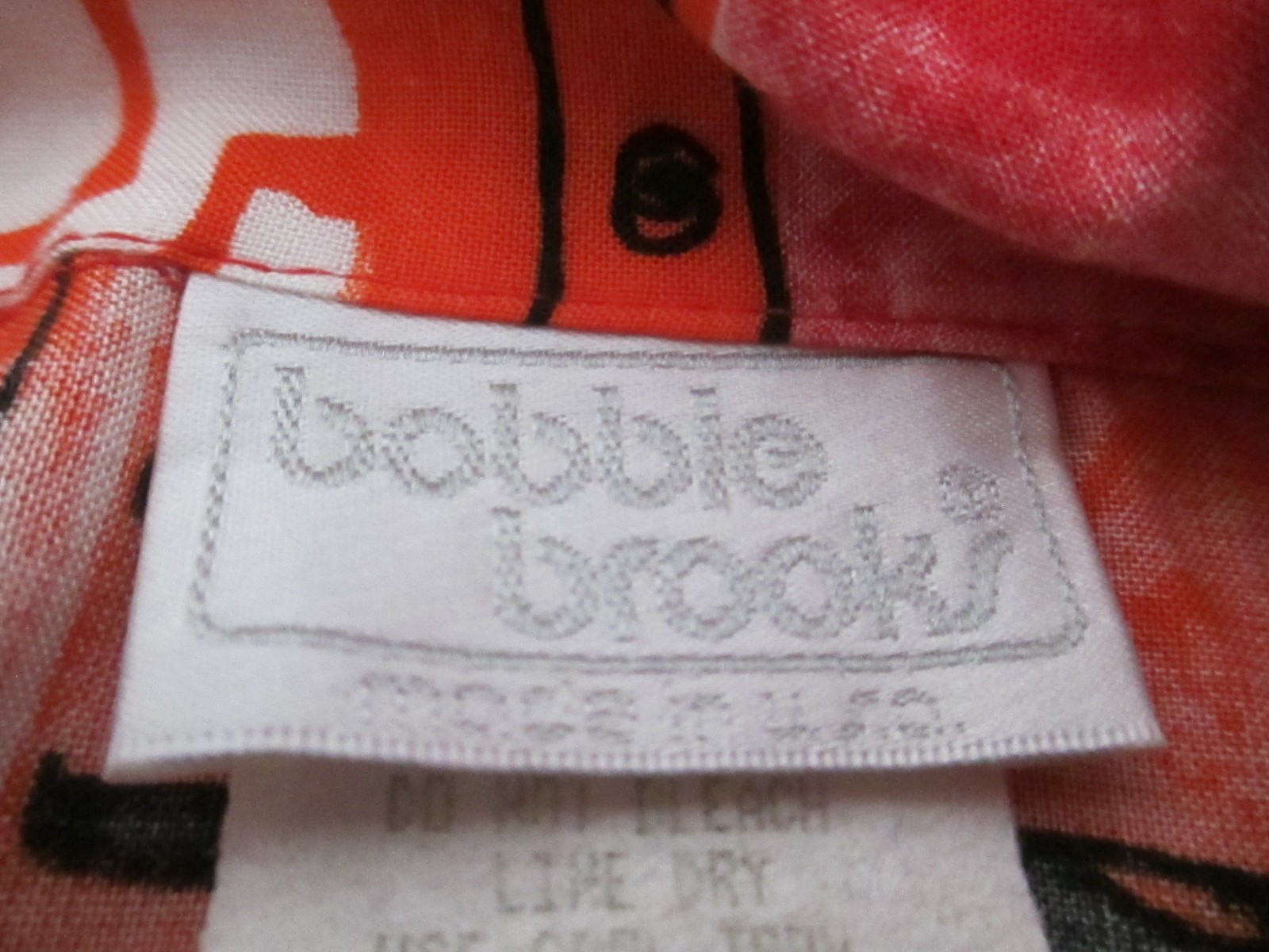 VINTAGE BOBBIE BROOKS / USA 🌸 MEDIUM ==BOLD PRINT / SHORT SLEEVE BLOUSE