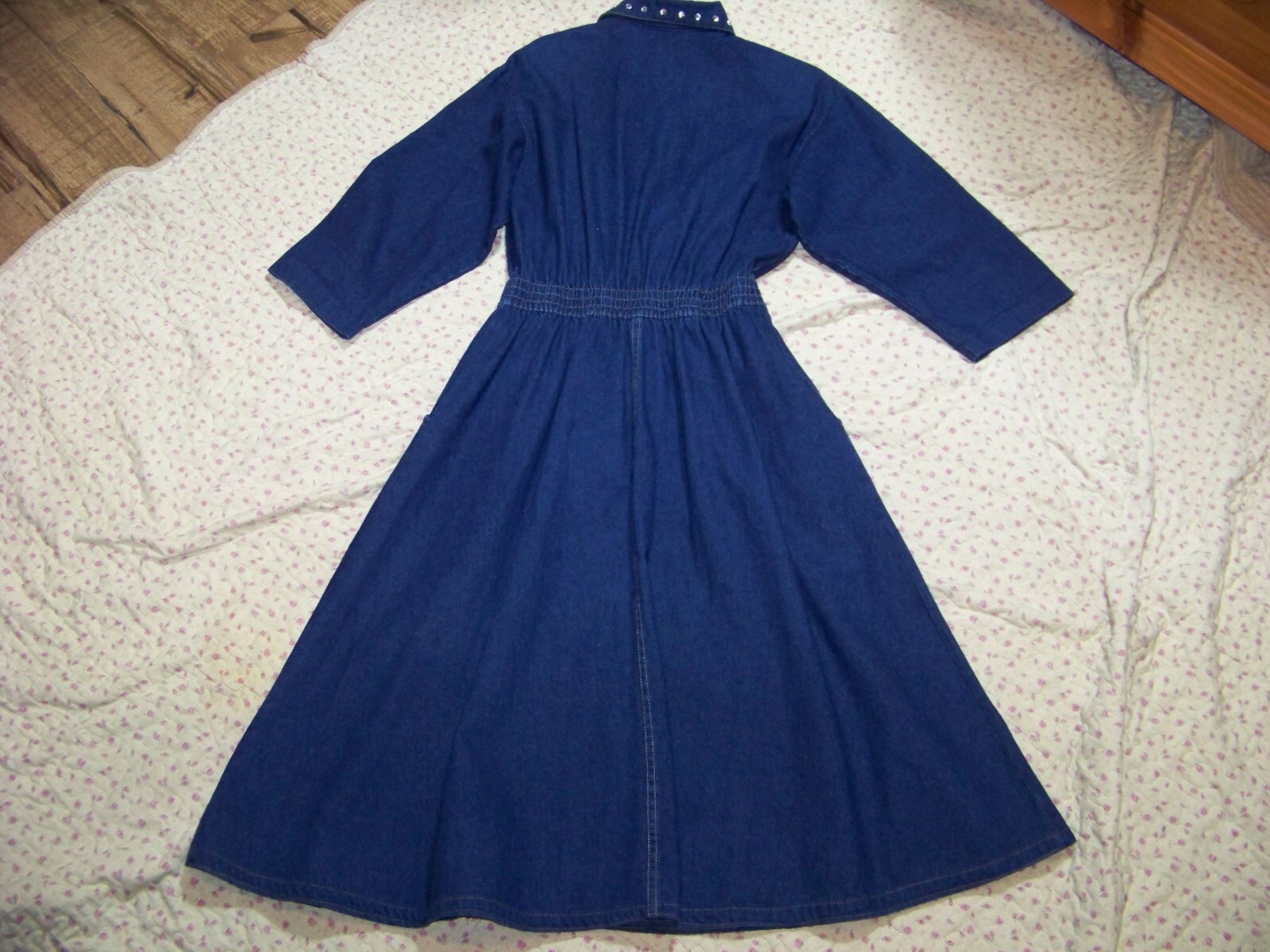 Women s Vintage Dreams Embellished Denim Dress – M (see Measurements)