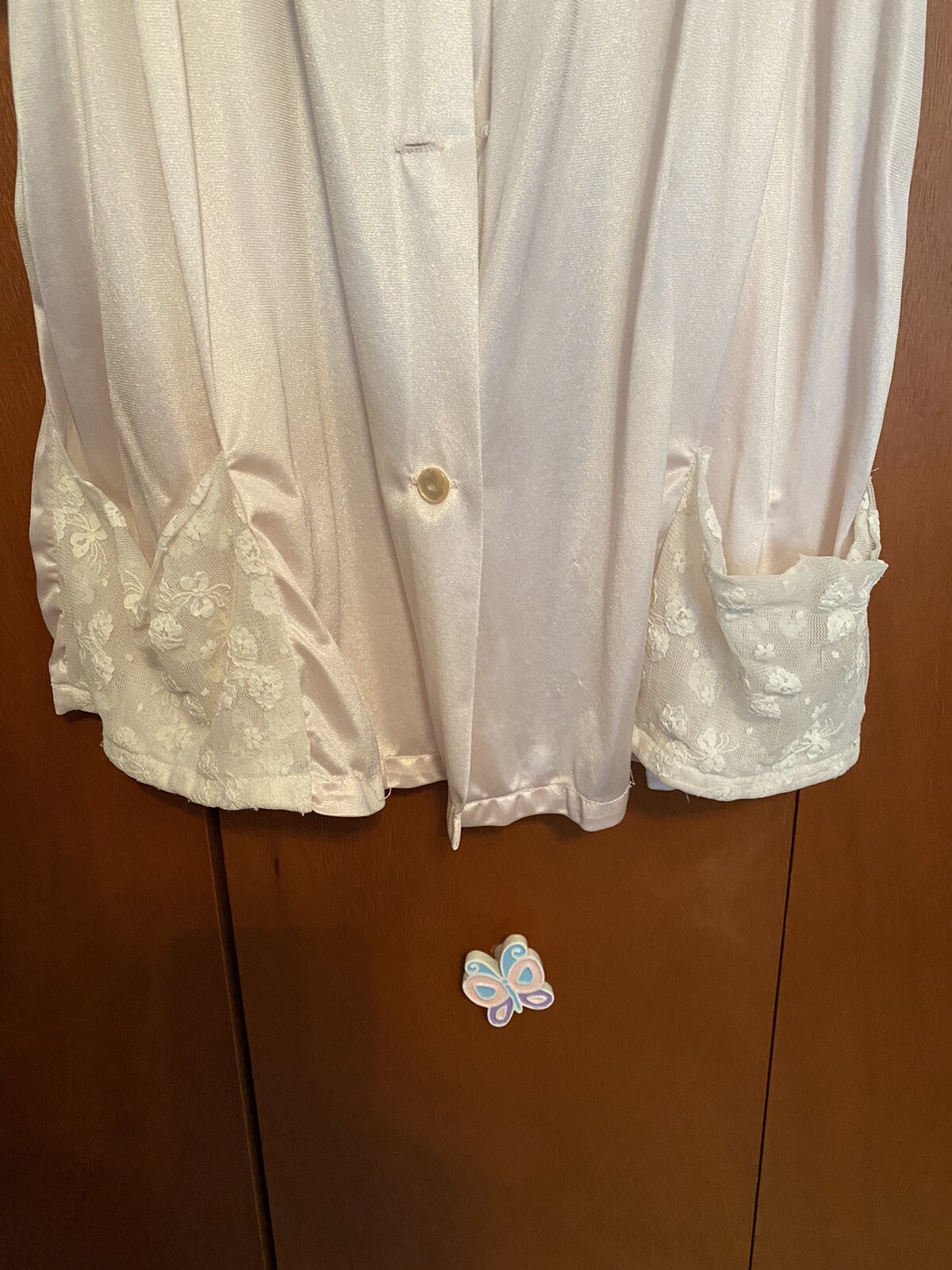 Vintage Women’s Night Top Pink Button Down Lace Trim And Lace Pockets No Tag