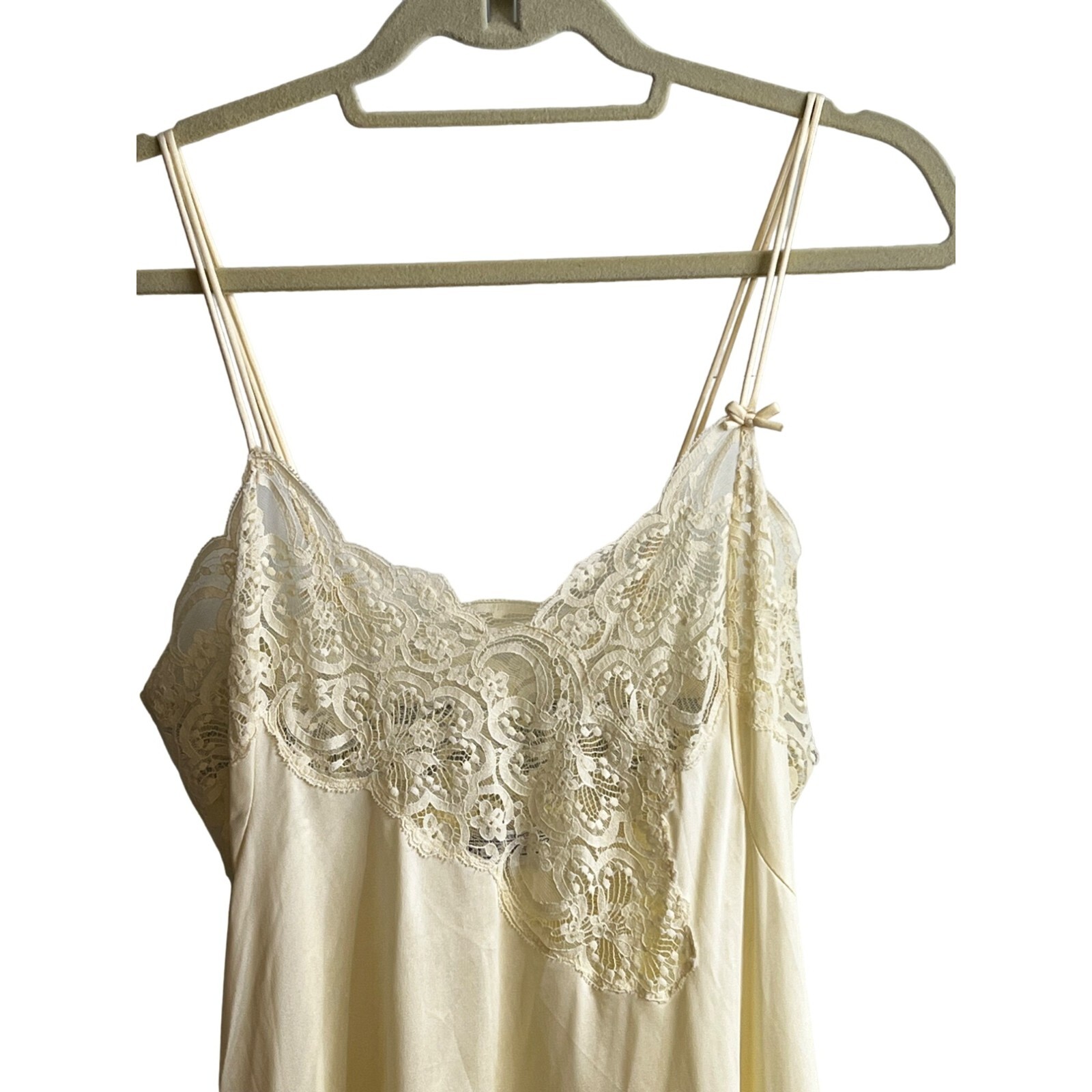 Vintage Lily Of France Ivory Satin & Lace Nightgown Spaghetti Straps Large