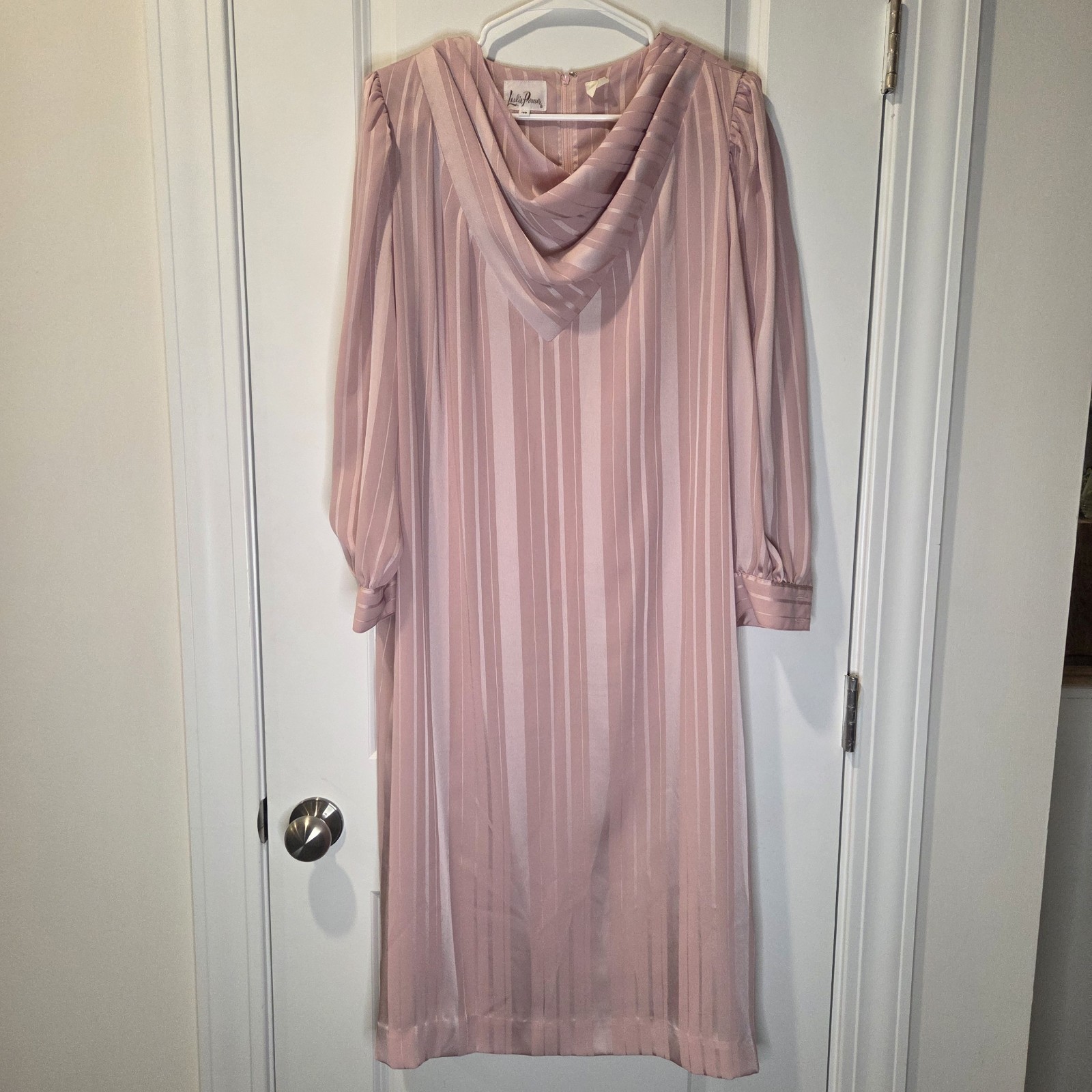 Vintage 80’s Retro Leslie Pomer Pink Dress Size 18B Cowl Neck Shoulder Pads