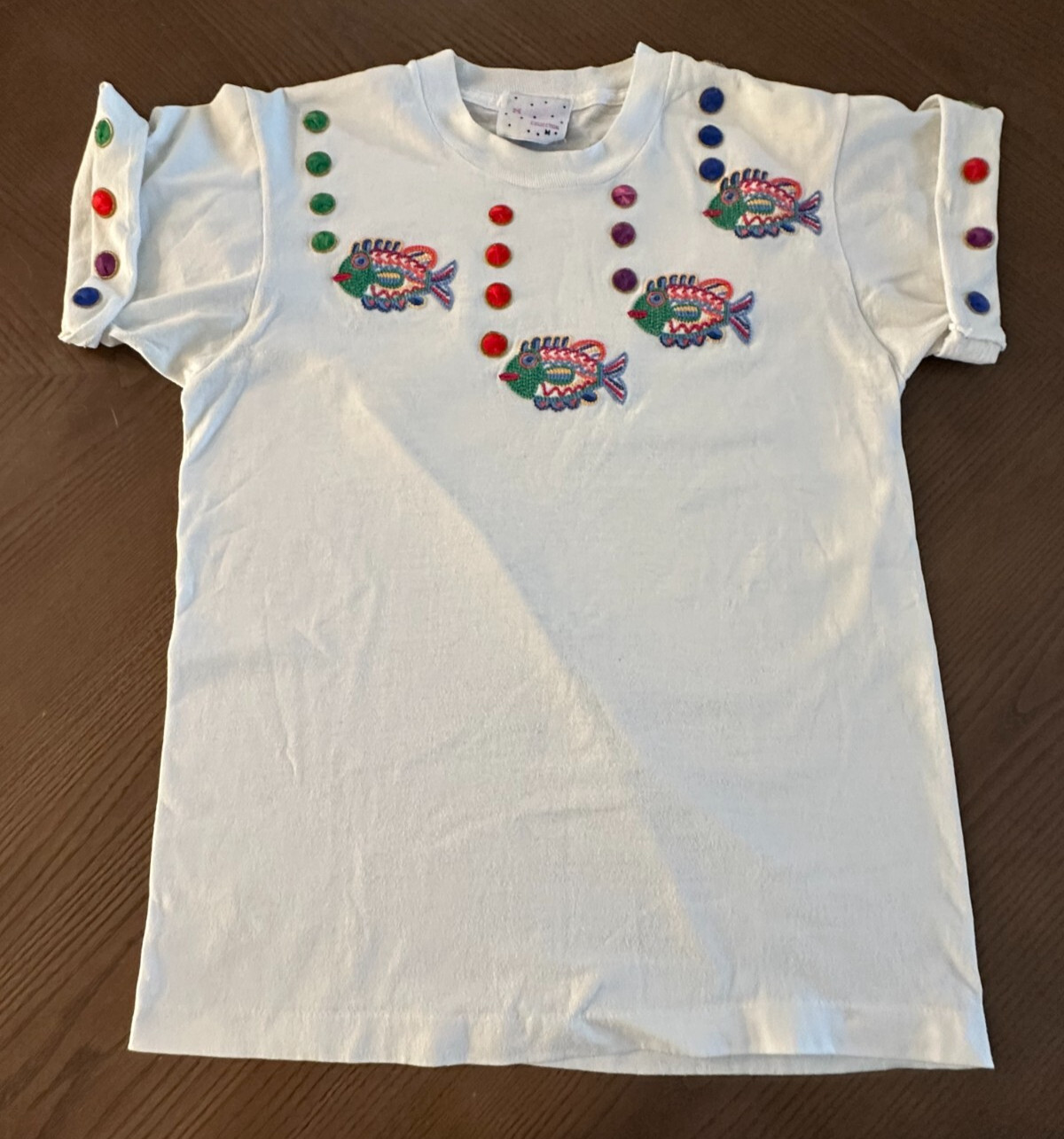 LEARSI Vintage Women’s Size Medium Single-Stitch White Tee w/ Embroidered Fish
