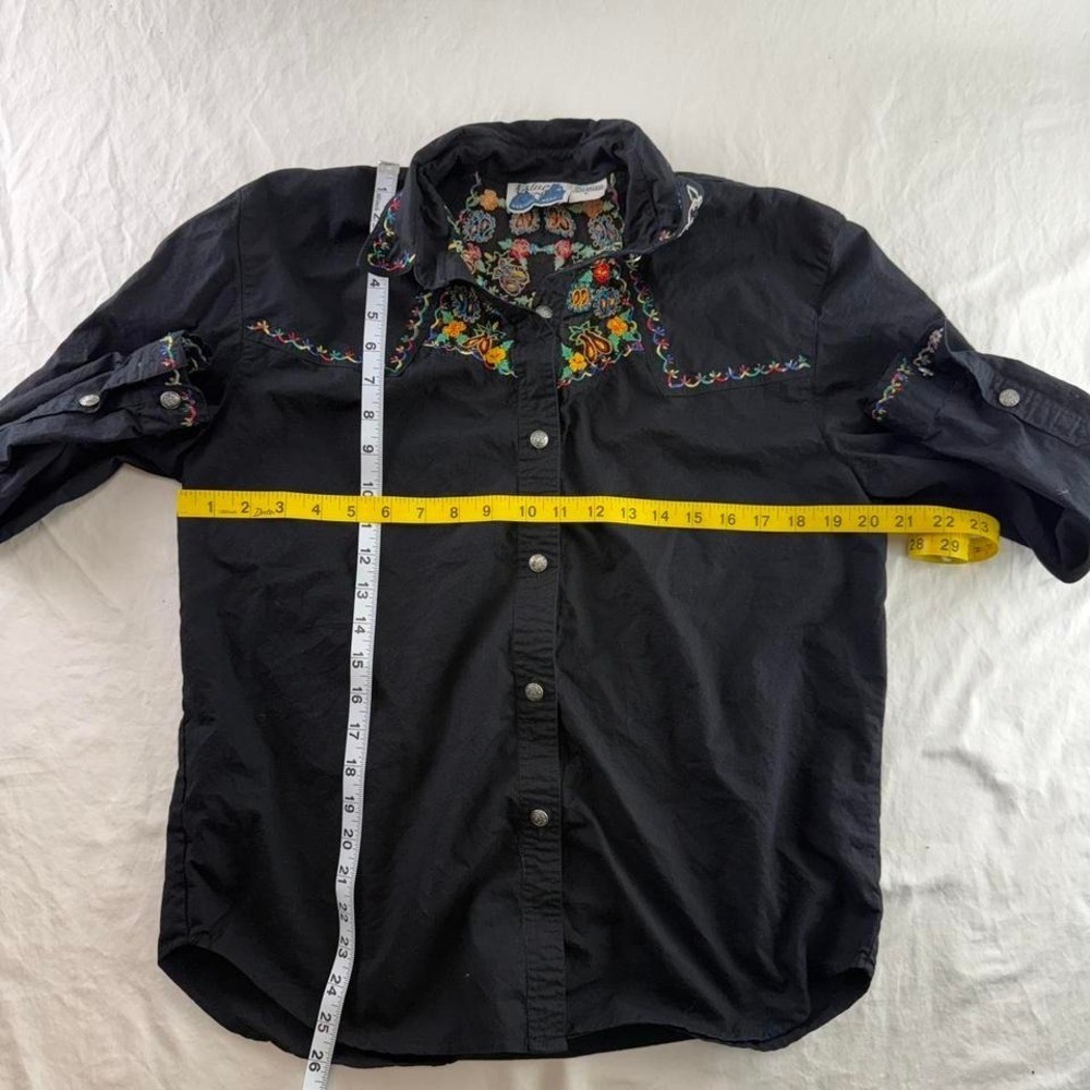 Black Embroidered Western Floral Button Up Top Women’s Sz L Country Cowgirl