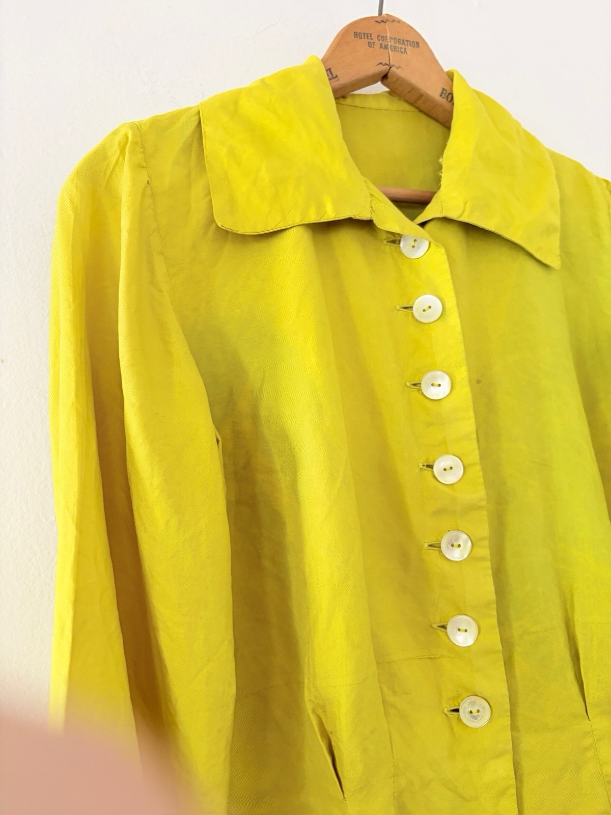 Vintage Antique 1920s 1930s Chartreuse Silk Trumpet Sleeve Blouse Shell Button S